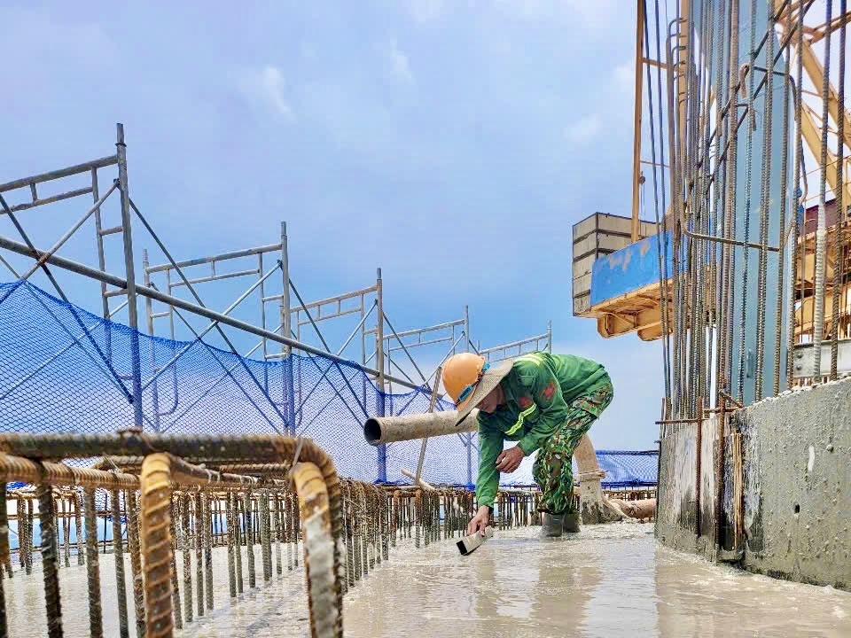 Hình ảnh mới nhất tháp không lưu cao 123m tại sân bay Long Thành- Ảnh 6. Hình ảnh mới nhất tháp không lưu cao 123m tại sân bay Long Thành- Ảnh 6.