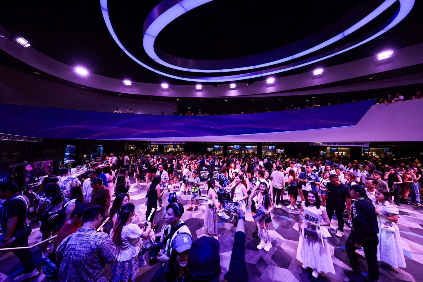 C&aacute;c Anh trai say hi x&uacute;c động n&oacute;i g&igrave; sau 2 đ&ecirc;m concert lịch sử tại Las Vegas?- Ảnh 8.