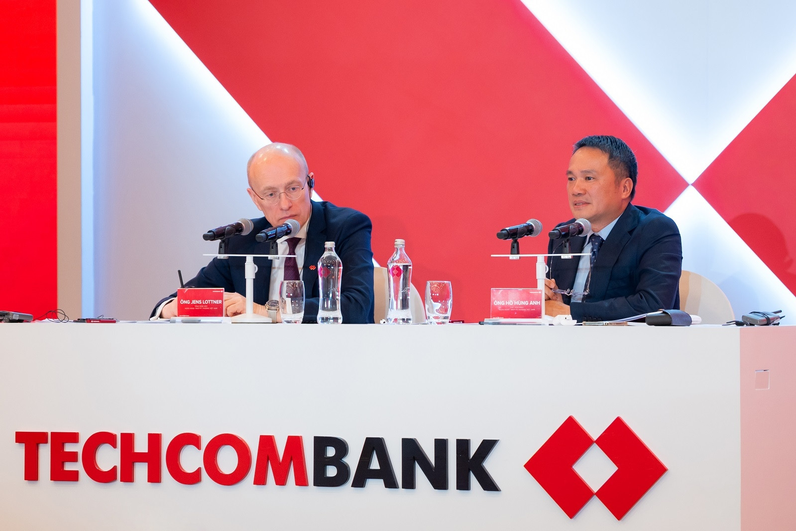 Techcombank: Từ hợp t&aacute;c ph&acirc;n phối đến sản phẩm bảo hiểm nh&acirc;n thọ &ldquo;may đo&rdquo; cho người Việt- Ảnh 2.