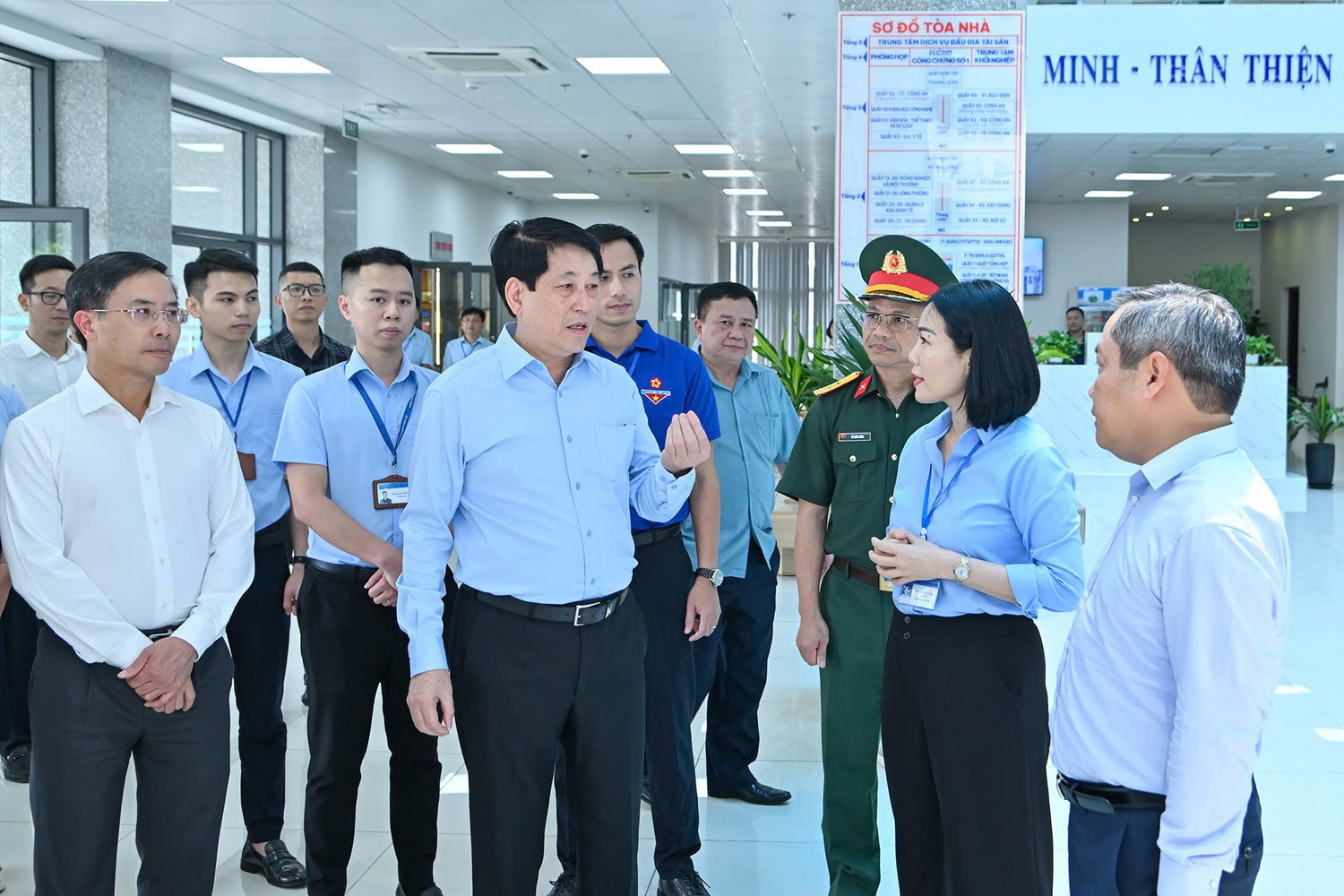 Chủ tịch nước: Quảng Ninh cần kịp thời th&aacute;o gỡ kh&oacute; khăn, vướng mắc khi vận h&agrave;nh bộ m&aacute;y mới- Ảnh 4.