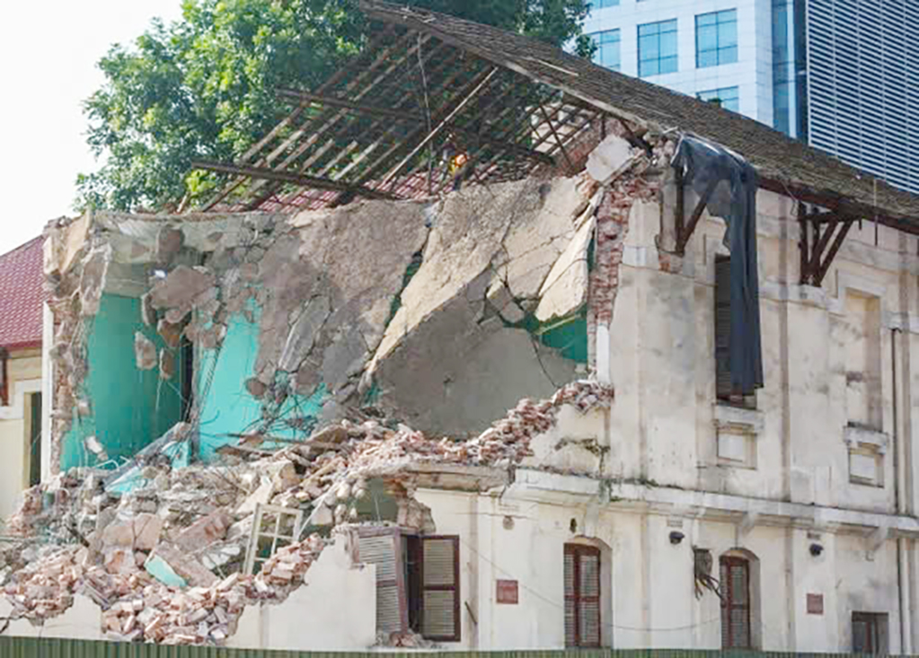 H&agrave; Nội ph&aacute; dỡ nh&agrave; 61 Trần Ph&uacute;, chạy đua tiến độ mở rộng trục H&ugrave;ng Vương phục vụ đại lễ 2/9- Ảnh 6.