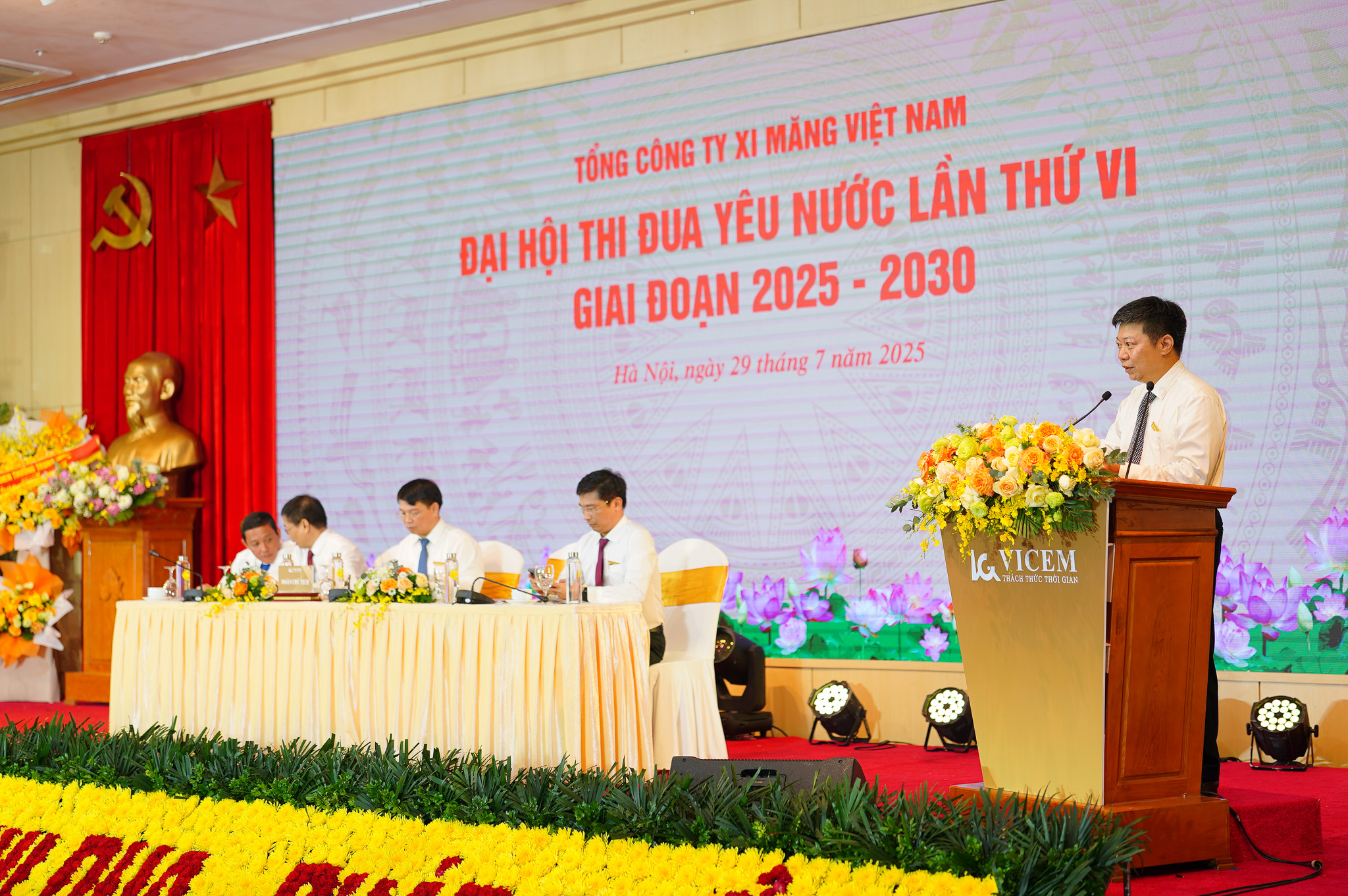 VICEM thi đua ph&aacute;t triển &ldquo;xi măng xanh - xi măng giảm carbon"- Ảnh 2.