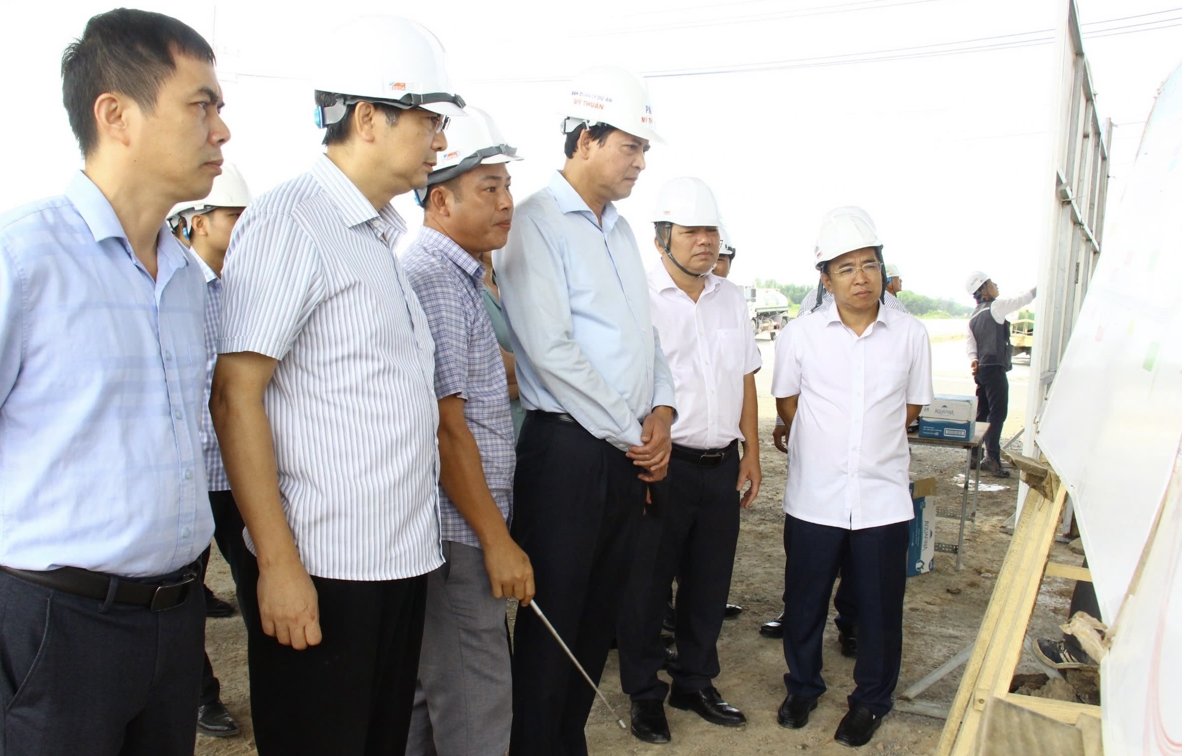 Khai thác tạm đoạn Vành đai 3 TP.HCM từ 19/8: Phải đảm bảo an toàn giao thông- Ảnh 5. Khai thác tạm đoạn Vành đai 3 TP.HCM từ 19/8: Phải đảm bảo an toàn giao thông- Ảnh 5.