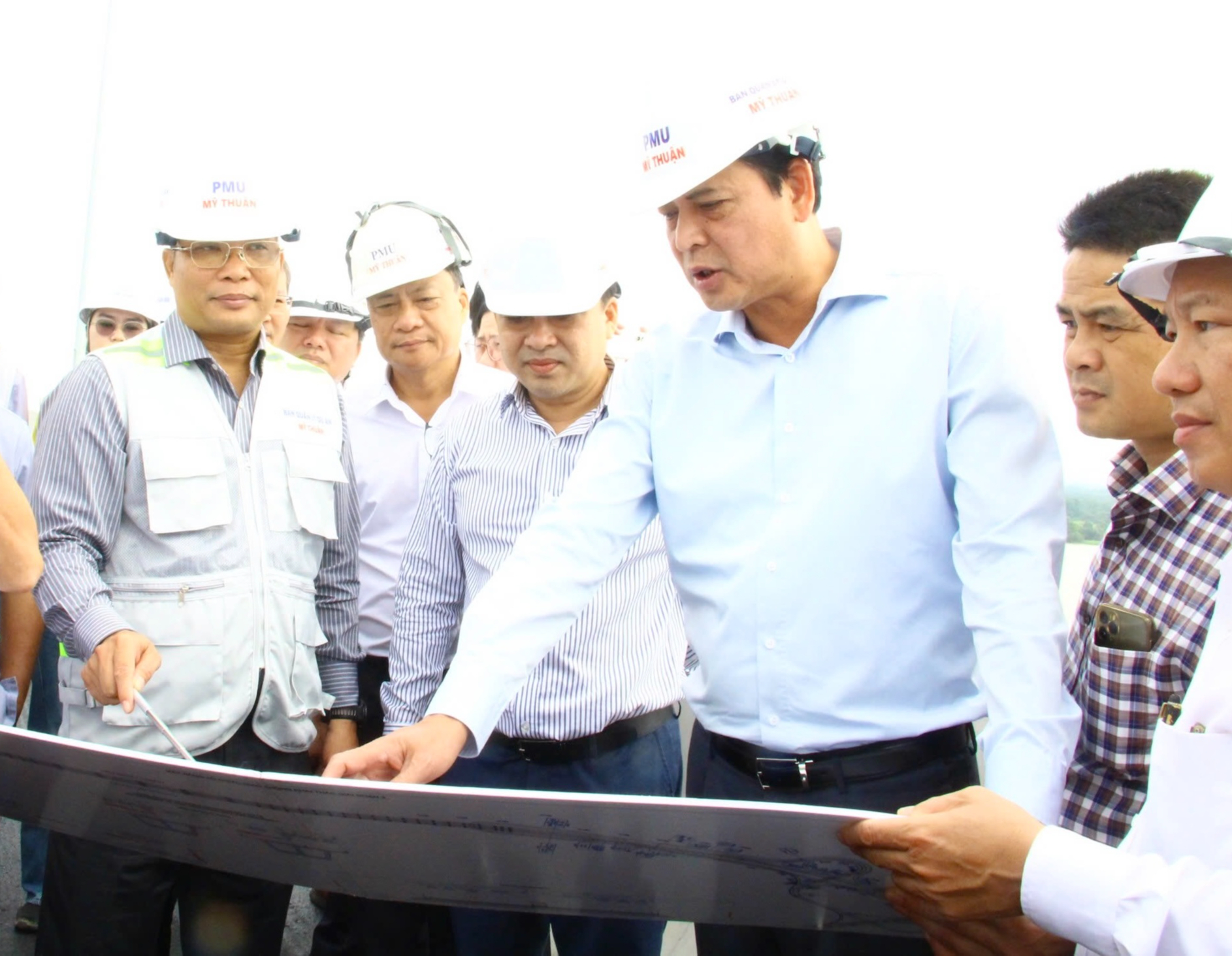 Khai thác tạm đoạn Vành đai 3 TP.HCM từ 19/8: Phải đảm bảo an toàn giao thông- Ảnh 1. Khai thác tạm đoạn Vành đai 3 TP.HCM từ 19/8: Phải đảm bảo an toàn giao thông- Ảnh 1.