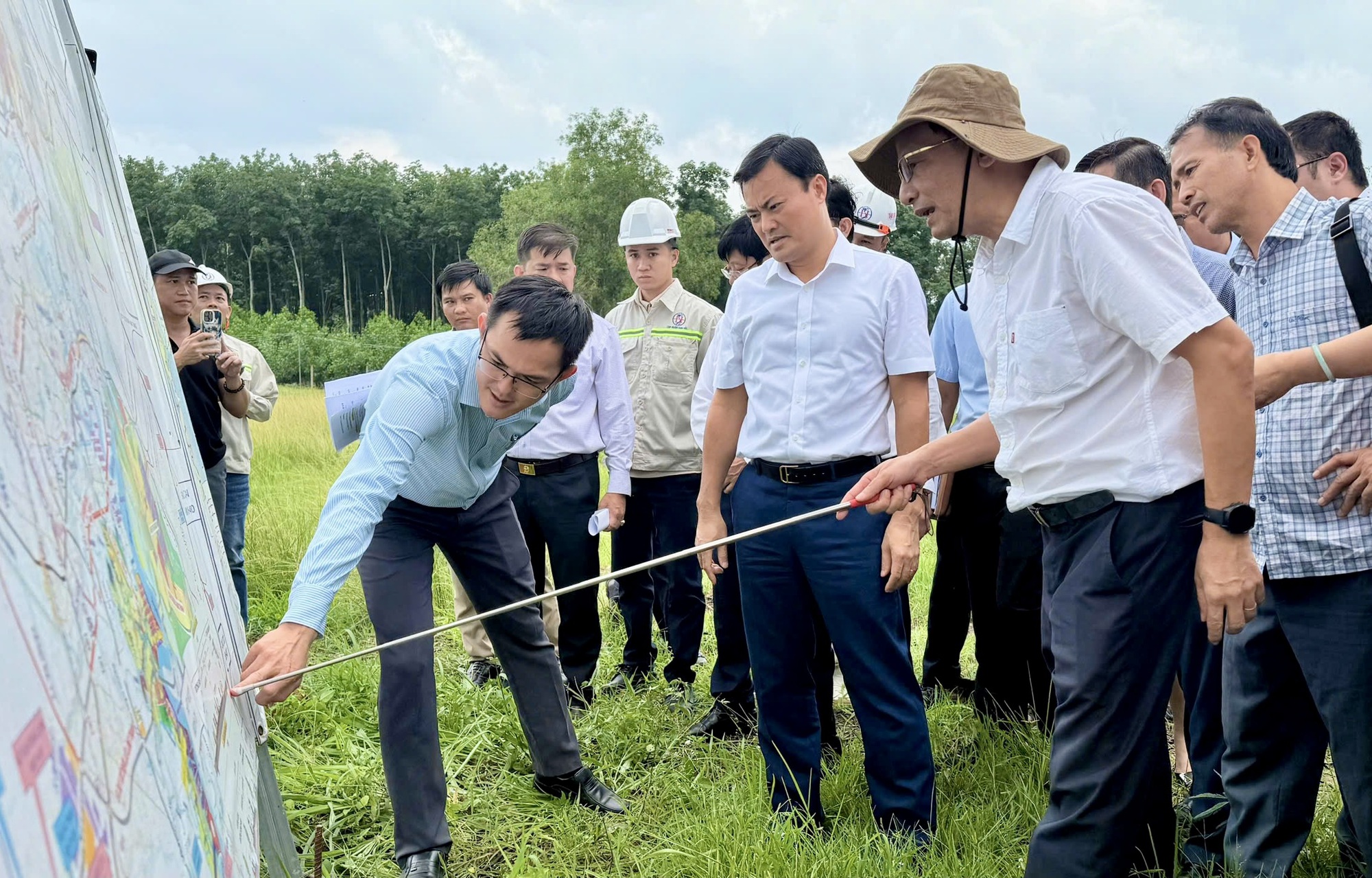 Ba tuyến huyết mạch kết nối s&acirc;n bay, cảng biển, Hồ Tr&agrave;m của TP.HCM đang triển khai ra sao?- Ảnh 3.