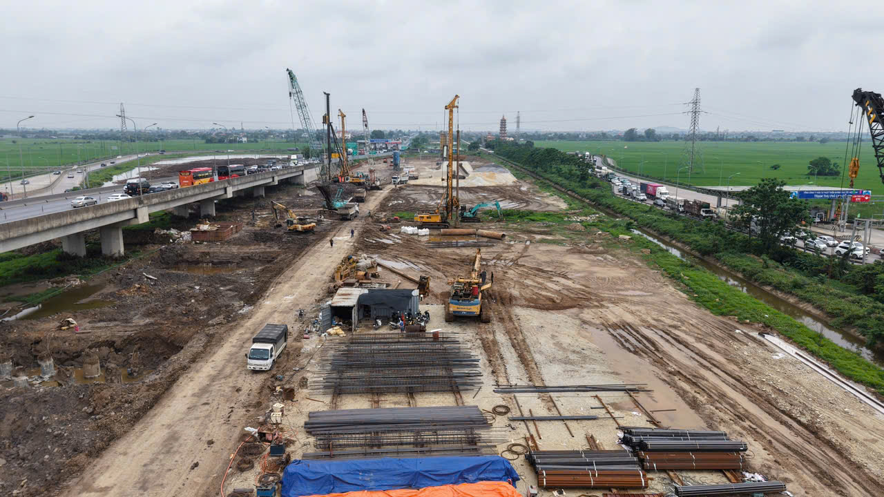 Ninh Bình: Đề xuất đầu tư hơn 29.000 tỷ đồng cho 4 tuyến giao thông chiến lược- Ảnh 1. Ninh Bình: Đề xuất đầu tư hơn 29.000 tỷ đồng cho 4 tuyến giao thông chiến lược- Ảnh 1.