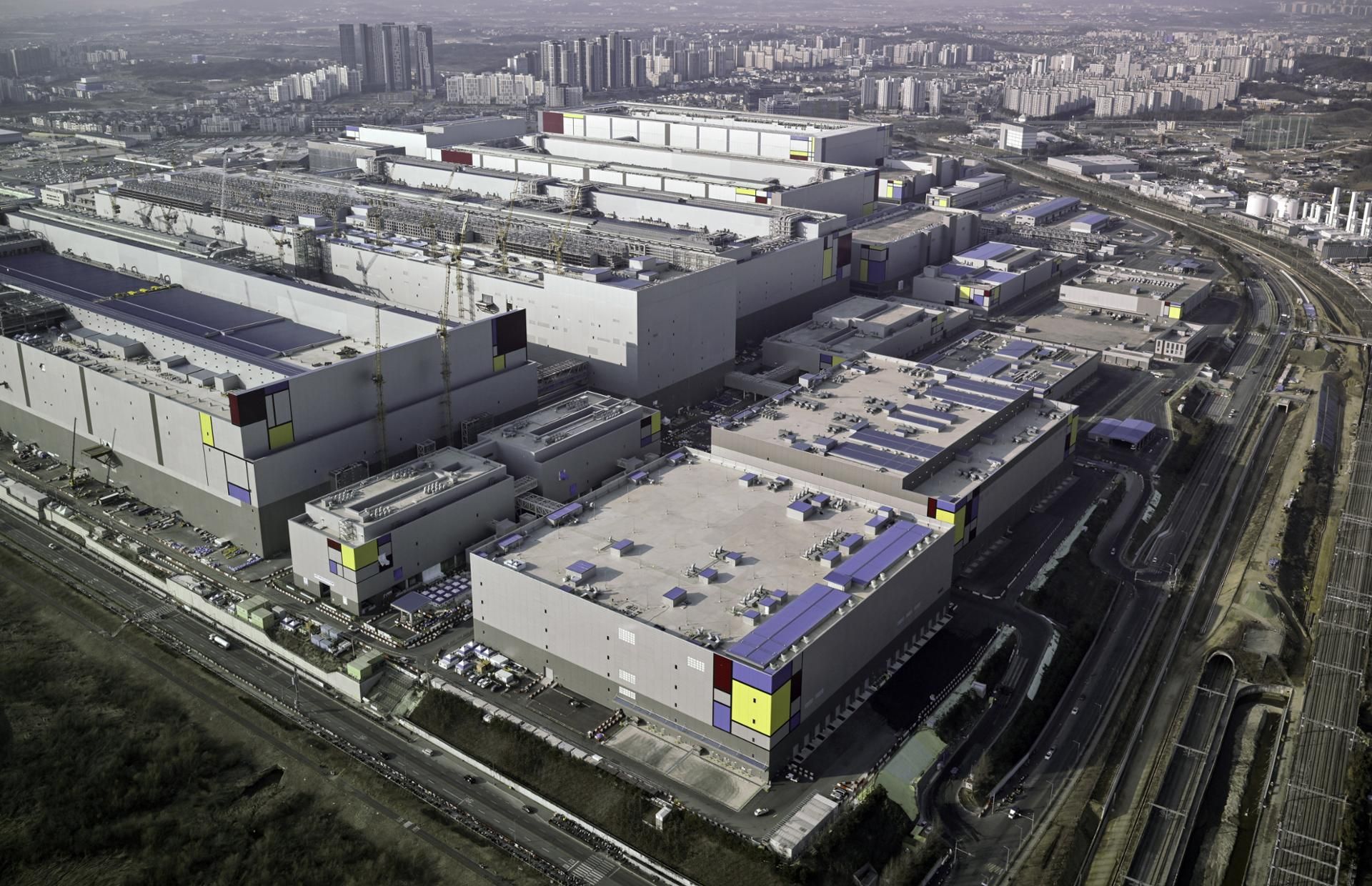 Samsung kỳ vọng phục hồi mảng chip nhờ quy tr&igrave;nh mới- Ảnh 1.