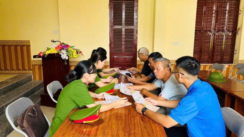 Thanh H&oacute;a: Lực lượng c&ocirc;ng an l&agrave; cầu nối trong qu&aacute; tr&igrave;nh vận h&agrave;nh ch&iacute;nh quyền 2 cấp- Ảnh 2.