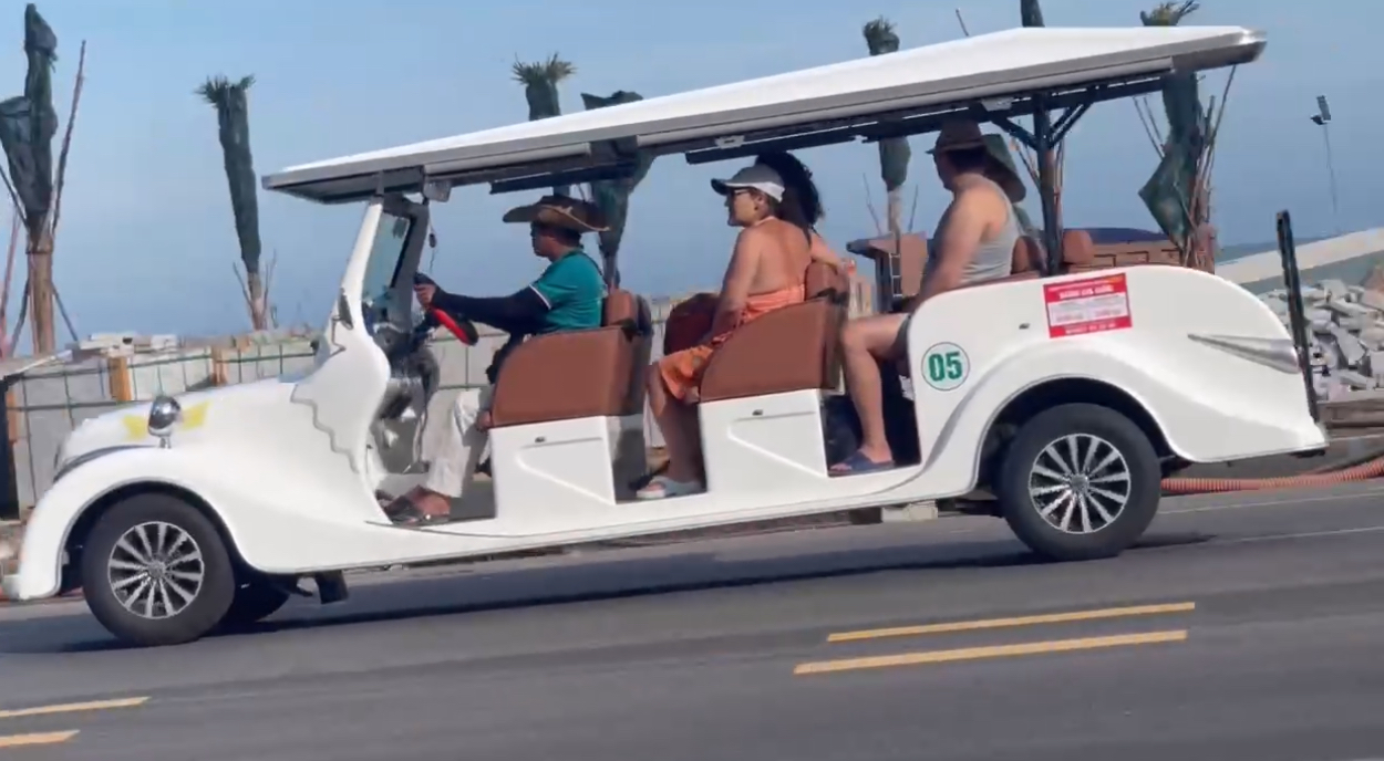 Xe điện du lịch tạm dừng hoạt động: T&agrave;i xế v&agrave; doanh nghiệp lo lắng- Ảnh 3.