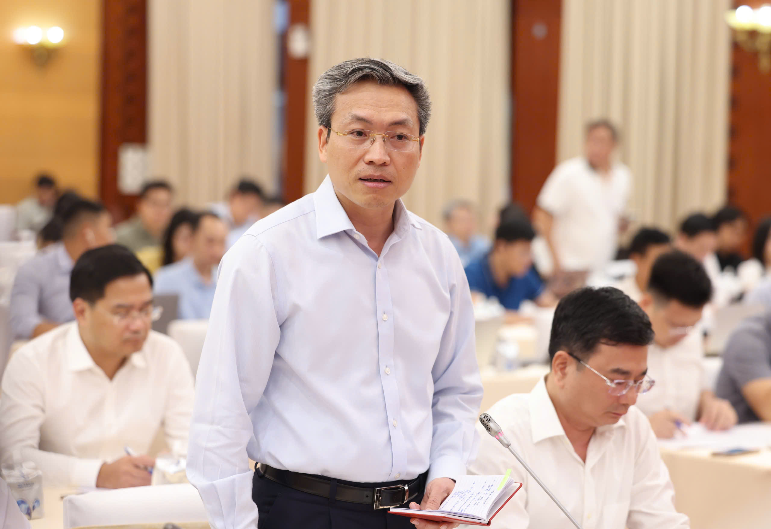 Bộ C&ocirc;ng an: Chưa thể đ&aacute;nh gi&aacute; hết hệ lụy sức khỏe người ti&ecirc;u d&ugrave;ng vụ dầu giả Ofood- Ảnh 3.