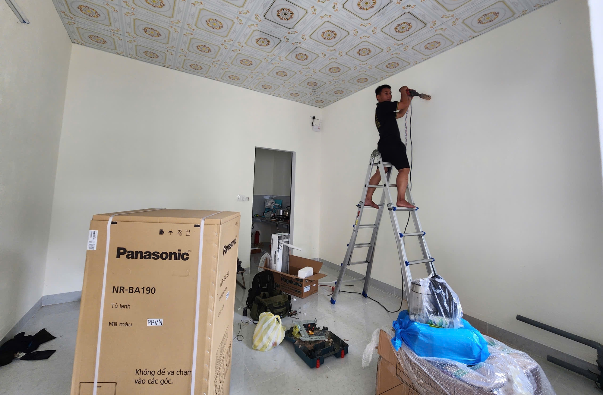 Ấm l&ograve;ng với 1001 c&aacute;ch đồng b&agrave;o đ&ugrave;m bọc, hỗ trợ c&aacute;n bộ ổn định nơi ở sau s&aacute;p nhập tỉnh- Ảnh 2.