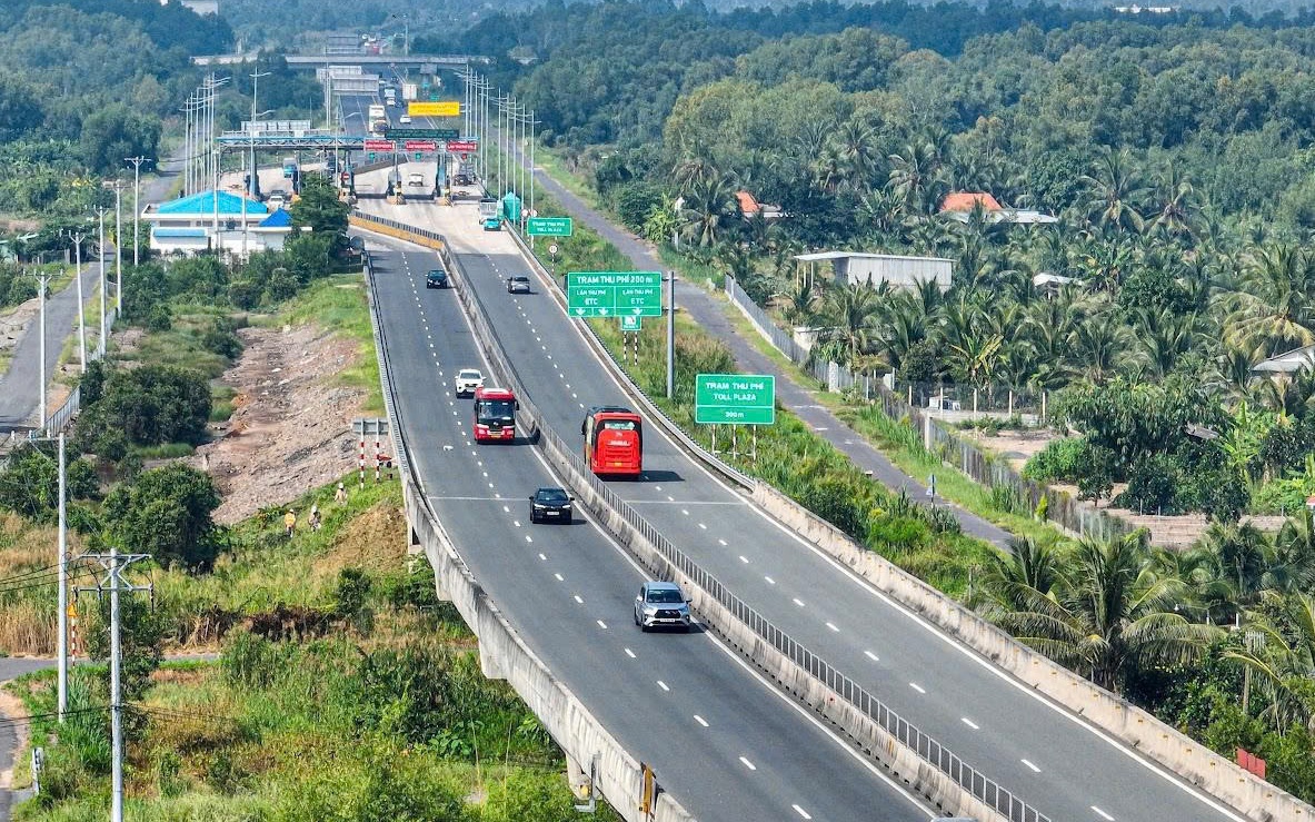 V&igrave; sao chưa khởi c&ocirc;ng dự &aacute;n mở rộng cao tốc TP.HCM - Trung Lương - Mỹ Thuận?