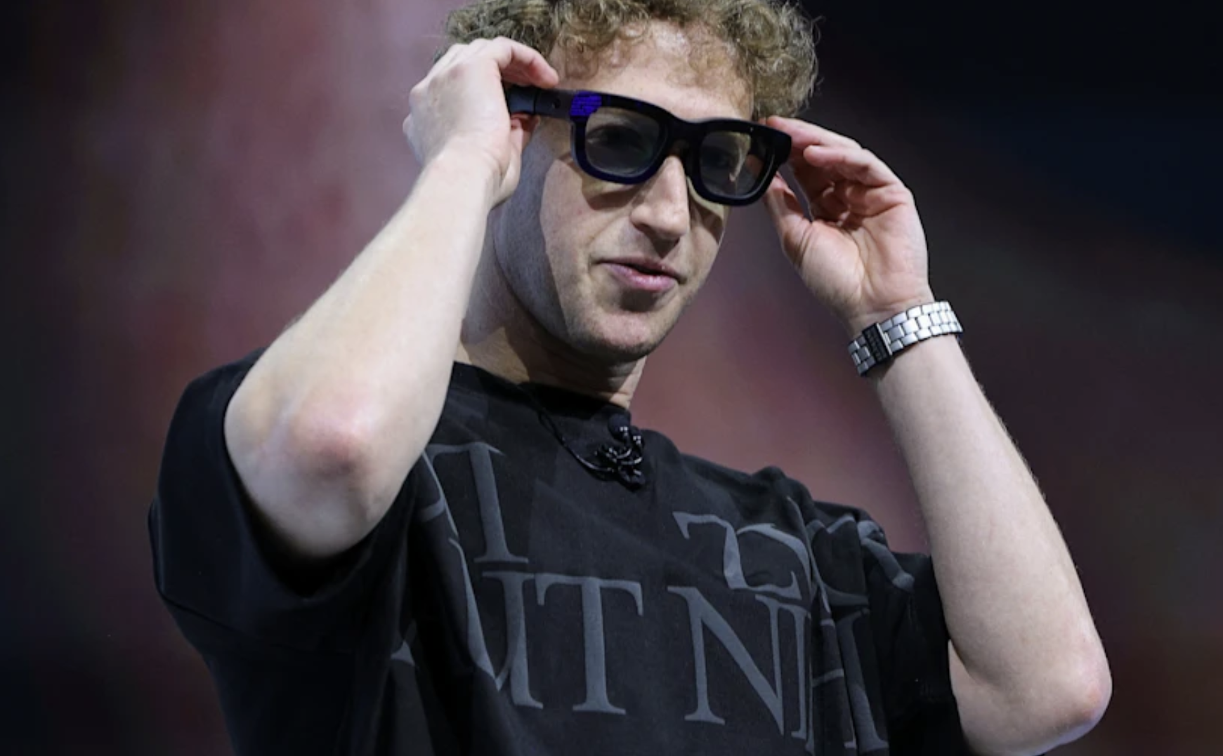 Meta tăng tốc với k&iacute;nh th&ocirc;ng minh AI Ray-Ban, hướng tới kỷ nguy&ecirc;n si&ecirc;u tr&iacute; tuệ- Ảnh 1.