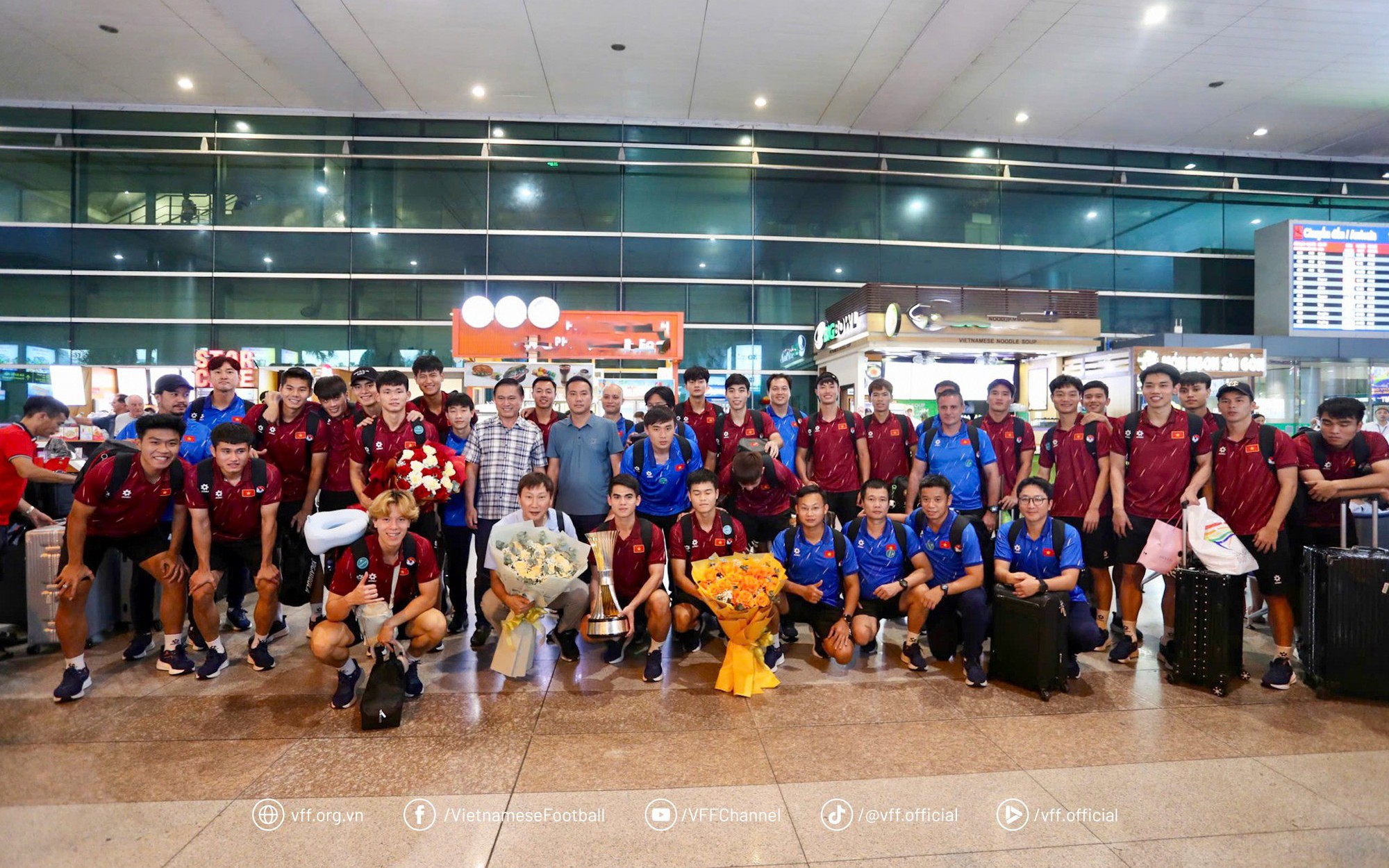 5 c&aacute; nh&acirc;n hỗ trợ U23 Việt Nam được nhận bằng khen từ Bộ Văn ho&aacute; Thể thao v&agrave; Du lịch