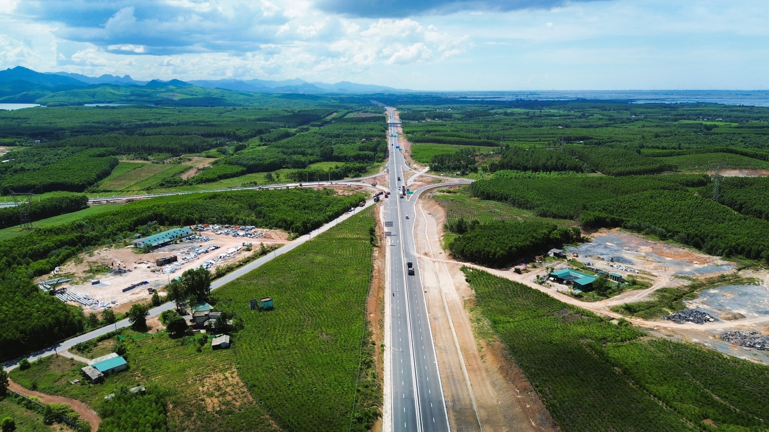 Dự &aacute;n đường sắt tốc độ cao: Quảng Trị chốt kế hoạch thực hiện c&ocirc;ng t&aacute;c GPMB thế n&agrave;o?- Ảnh 1.