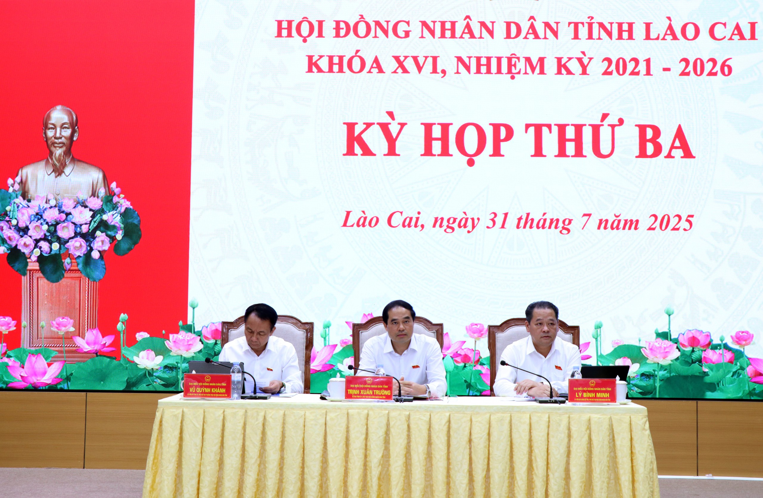 L&agrave;o Cai hỗ trợ c&aacute;n bộ c&ocirc;ng t&aacute;c tại trung t&acirc;m h&agrave;nh ch&iacute;nh mới ra sao?- Ảnh 2.