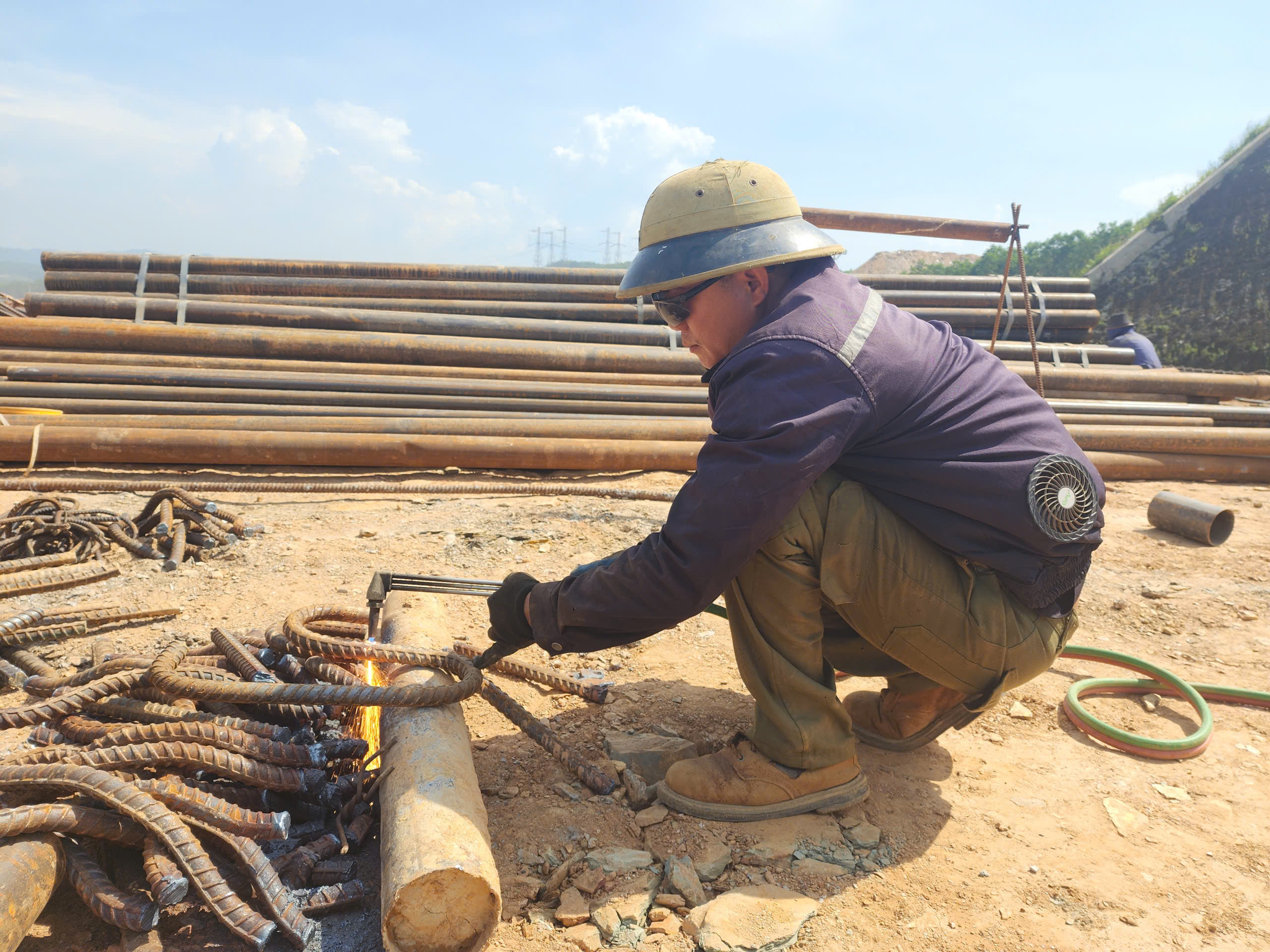 H&agrave; Tĩnh quản l&yacute; gần 500km quốc lộ ra sao sau khi được ph&acirc;n cấp?- Ảnh 1.