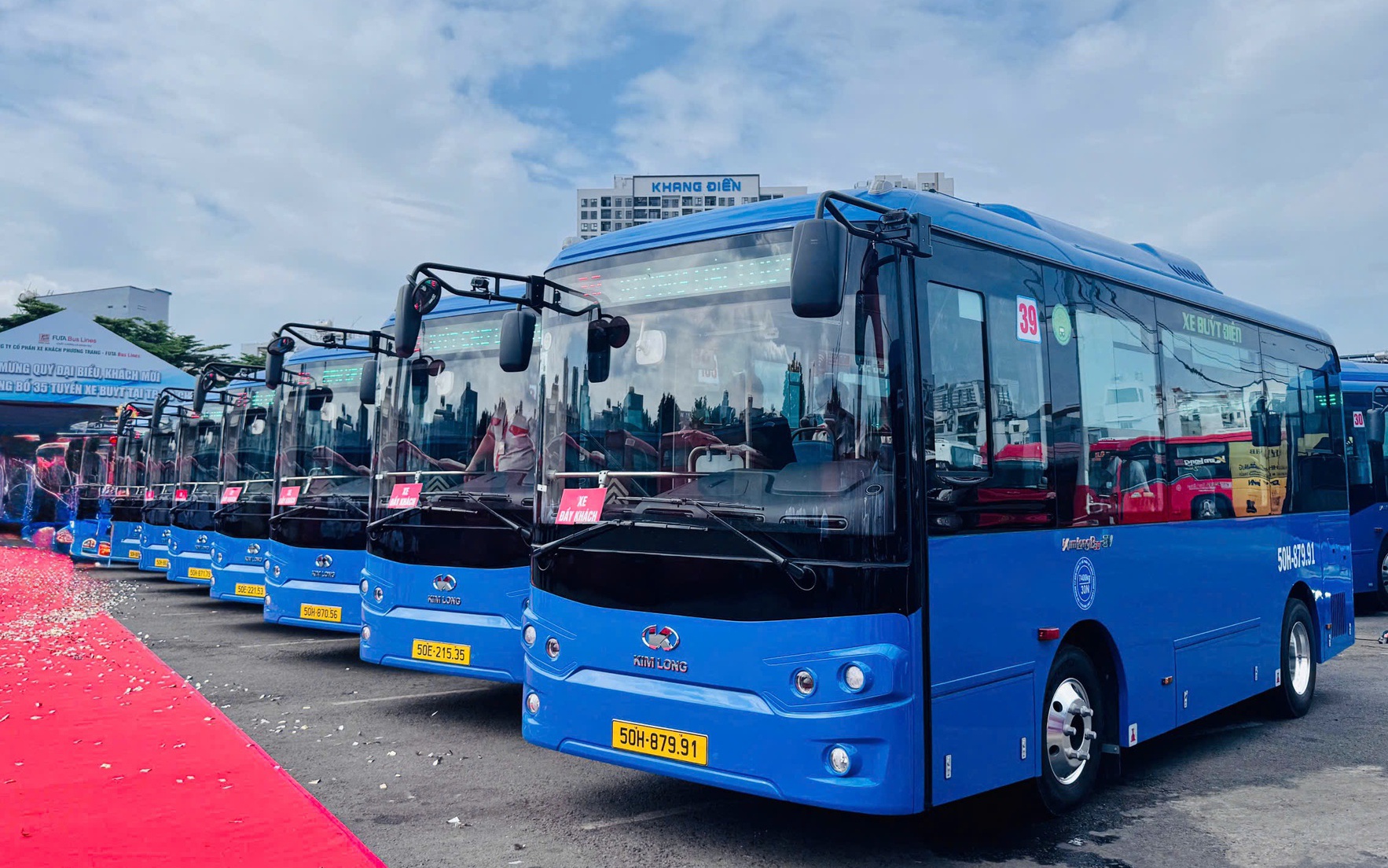 TP.HCM muốn chuyển đổi xe buýt xanh nhưng cơ chế hỗ trợ chưa “xanh” với doanh nghiệp- Ảnh 4. TP.HCM có thêm 443 xe buýt điện phục vụ người dân từ 1/8