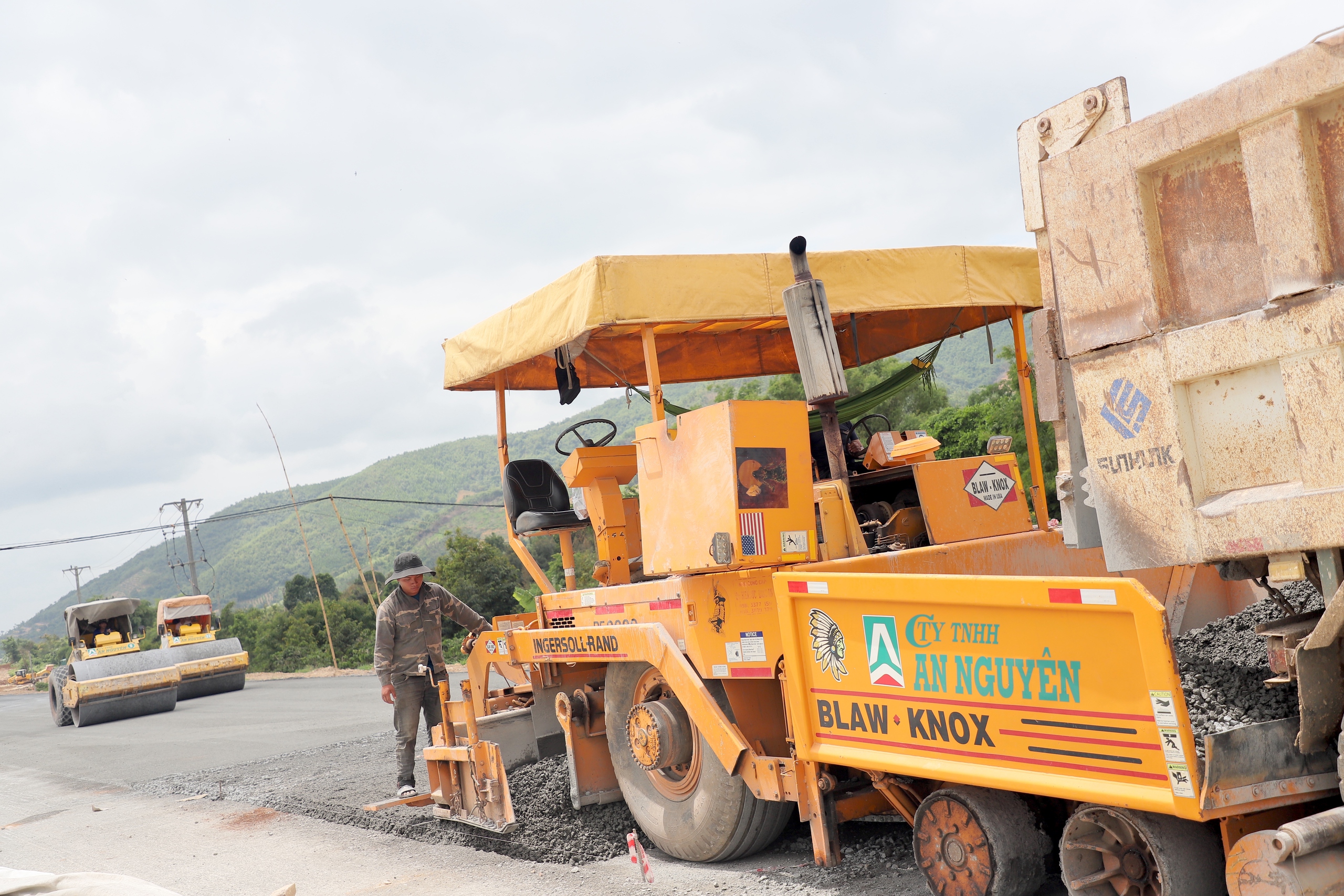 Đắk Lắk y&ecirc;u cầu xử l&yacute; dứt điểm vướng mắc tại dự &aacute;n cao tốc- Ảnh 1.