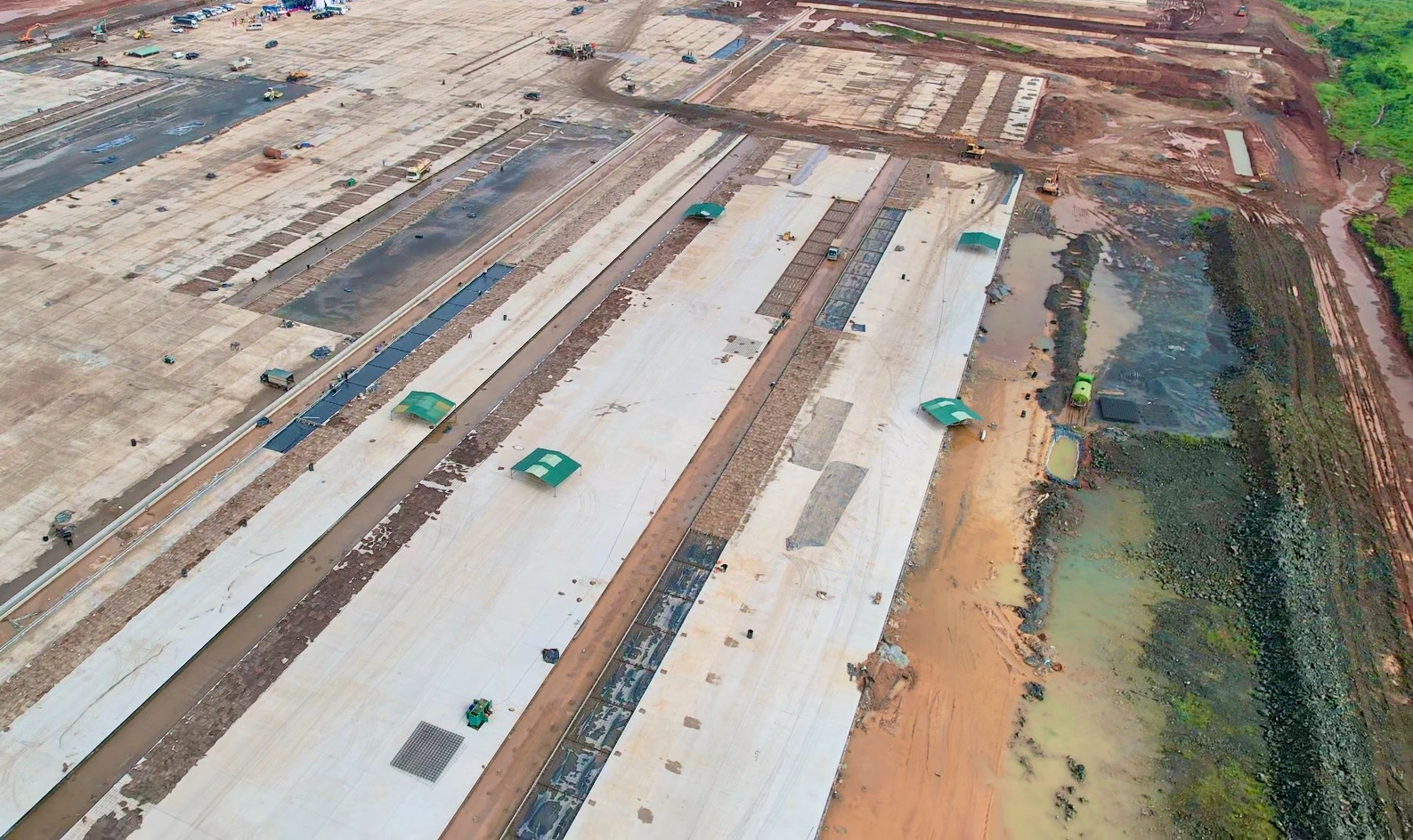 Hối hả trên công trường dự án thành phần 4 sân bay Long Thành- Ảnh 4. Hối hả trên công trường dự án thành phần 4 sân bay Long Thành- Ảnh 4.