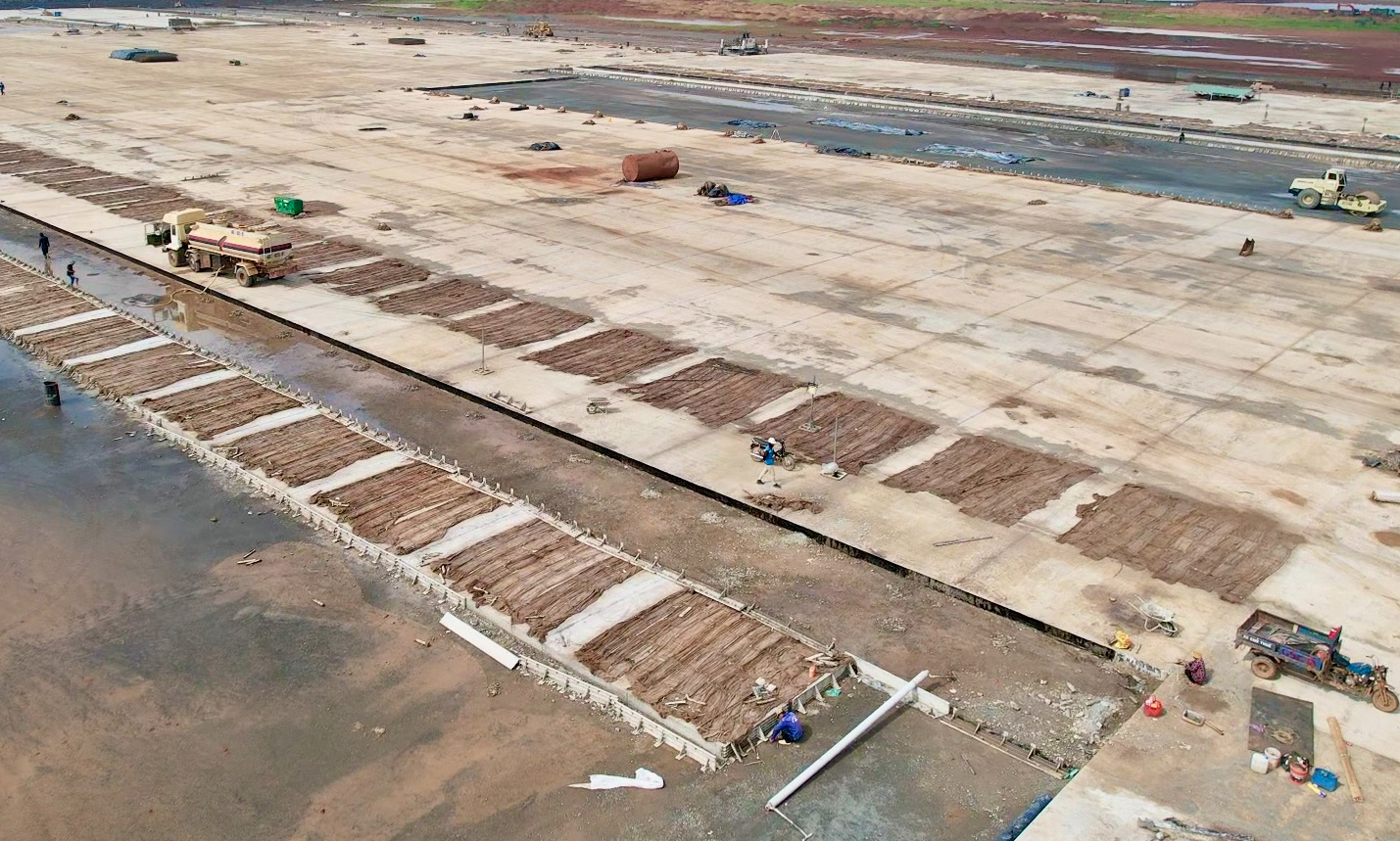 Hối hả trên công trường dự án thành phần 4 sân bay Long Thành- Ảnh 12. Hối hả trên công trường dự án thành phần 4 sân bay Long Thành- Ảnh 12.