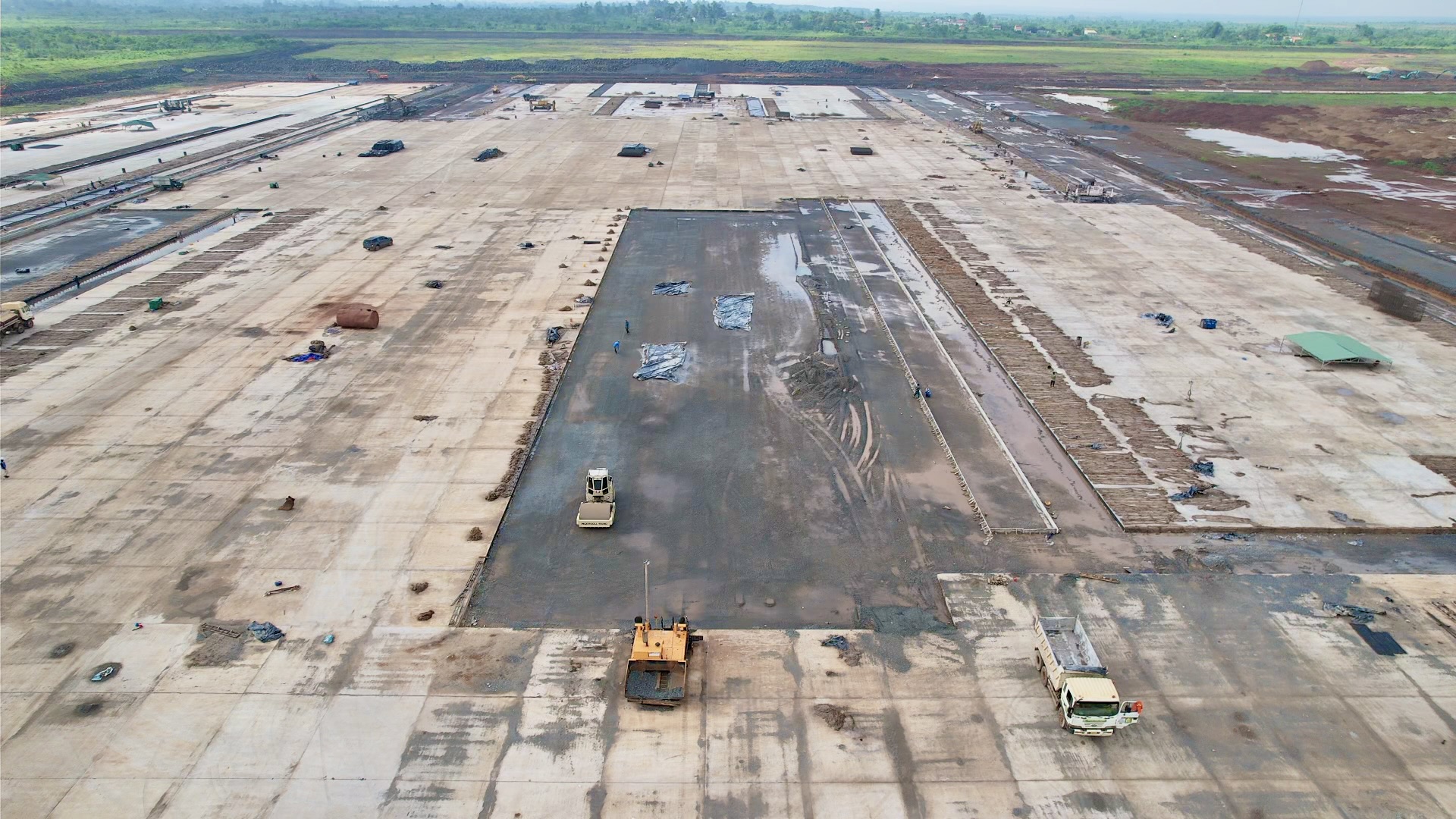 Hối hả trên công trường dự án thành phần 4 sân bay Long Thành- Ảnh 7. Hối hả trên công trường dự án thành phần 4 sân bay Long Thành- Ảnh 7.