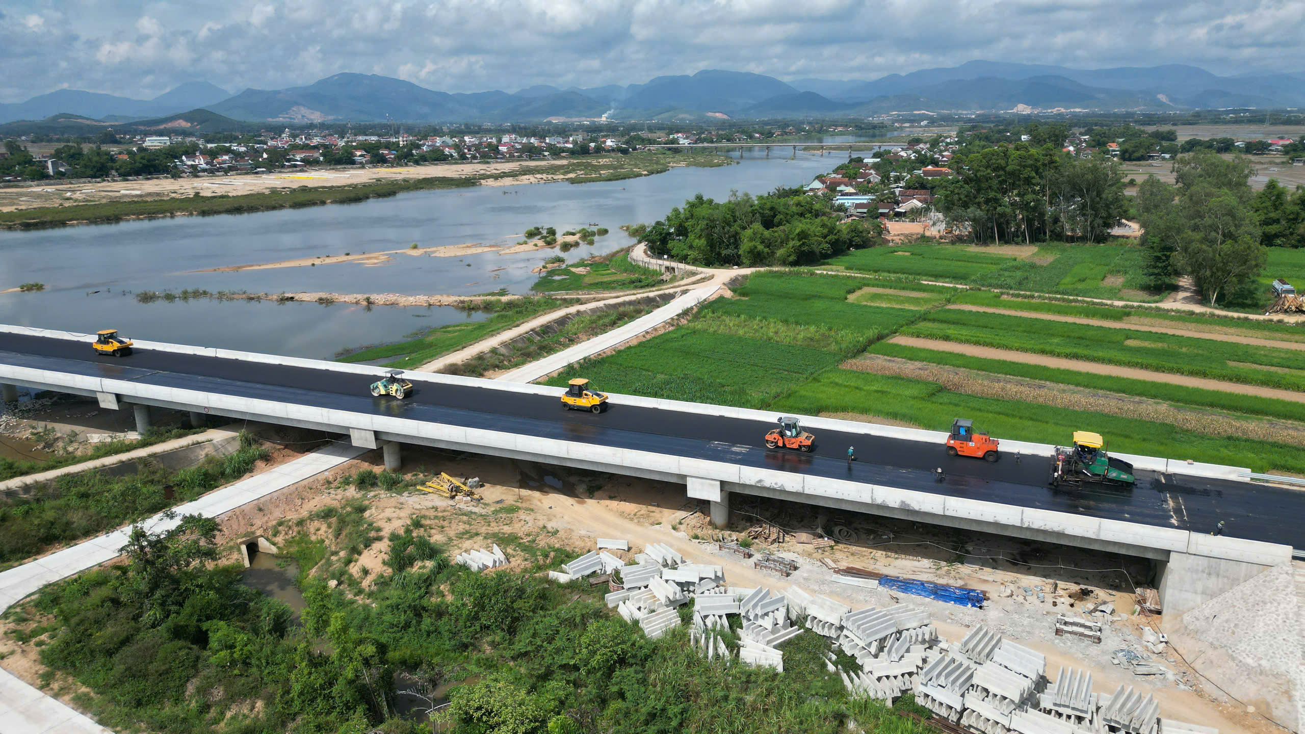 Gia Lai quyết liệt giải ph&oacute;ng mặt bằng dự &aacute;n đường sắt tốc độ cao- Ảnh 3.