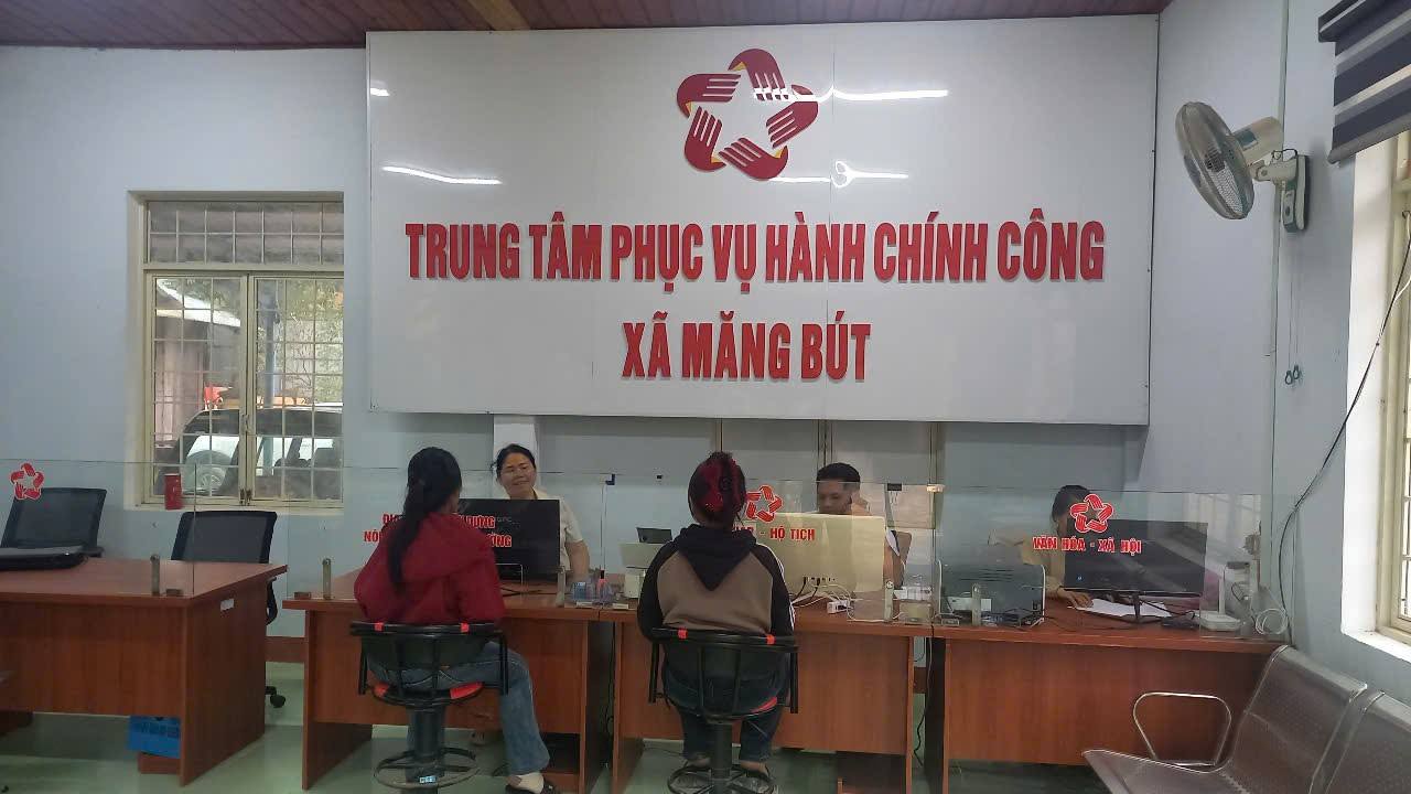 V&igrave; sao 24 x&atilde; ở Quảng Ng&atilde;i kh&ocirc;ng ph&aacute;t sinh thủ tục h&agrave;nh ch&iacute;nh trong tuần đầu ti&ecirc;n?- Ảnh 1.
