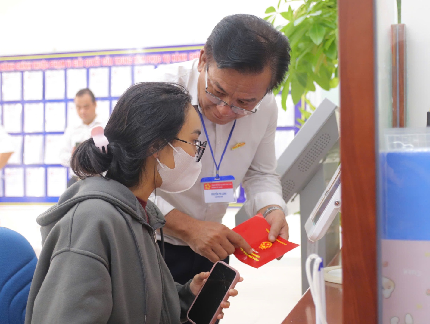 Ph&acirc;n cấp đi đ&ocirc;i năng lực, nguồn lực sẽ ph&aacute;t huy t&iacute;nh chủ động ở địa phương- Ảnh 3.