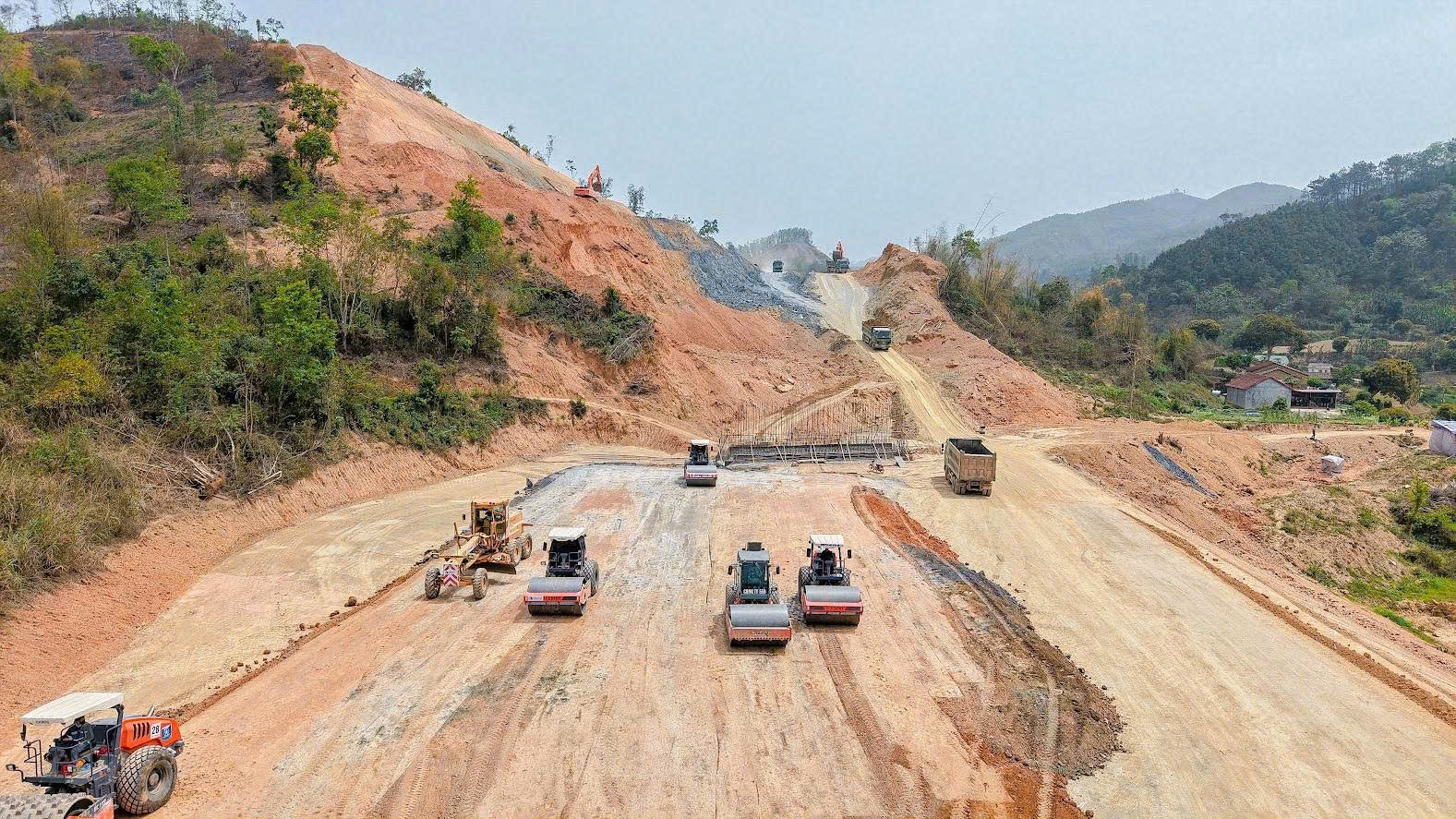 R&agrave; so&aacute;t, điều chỉnh nhu cầu vốn đầu tư c&ocirc;ng cho hạ tầng giao th&ocirc;ng giai đoạn 2026 - 2030- Ảnh 1.