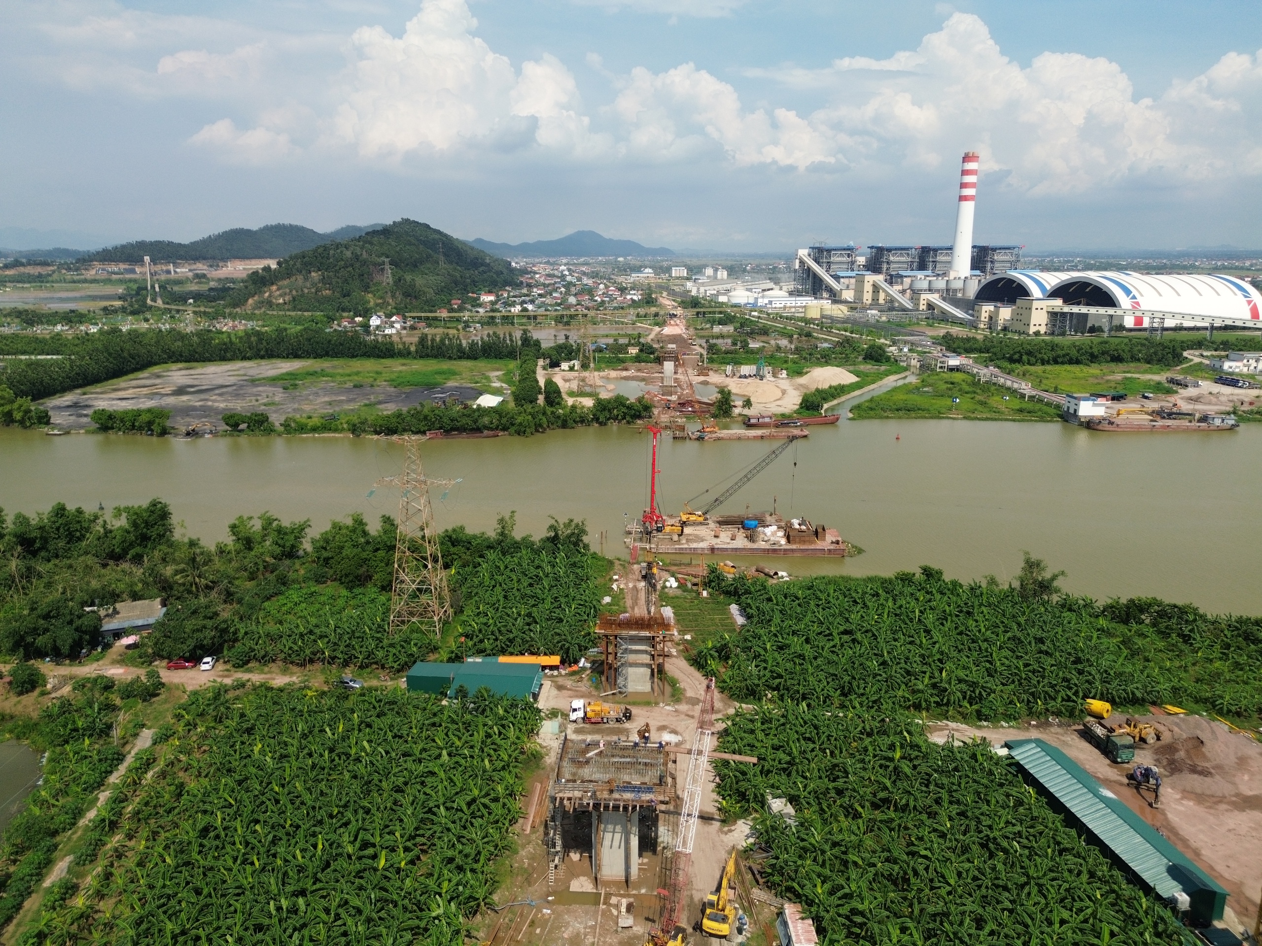 Hải Ph&ograve;ng: Cầu Vạn tăng tốc về đ&iacute;ch trước hạn, mở rộng trục kết nối li&ecirc;n v&ugrave;ng- Ảnh 2.