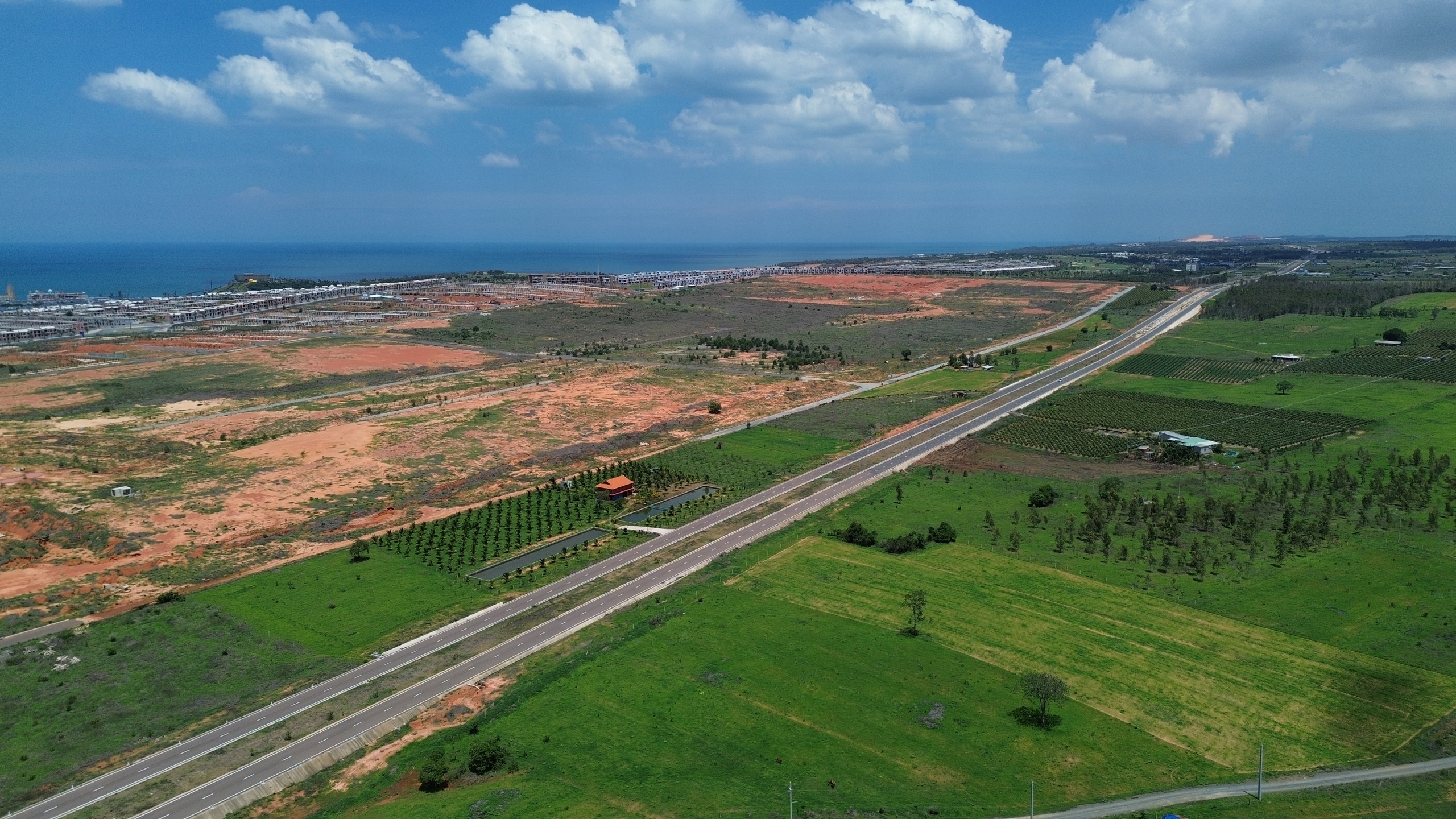 L&acirc;m Đồng: Nhiều tuyến giao th&ocirc;ng kết nối li&ecirc;n v&ugrave;ng được đề xuất- Ảnh 1.