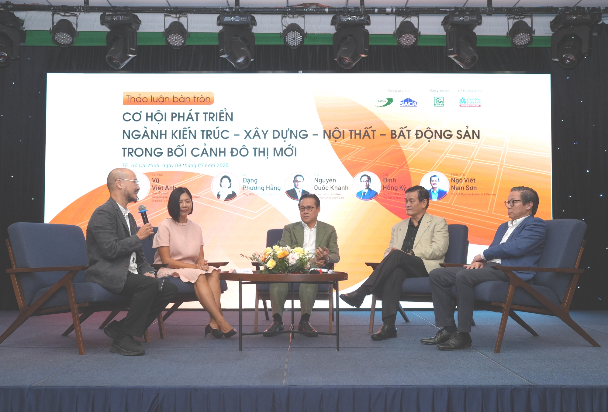 Chuy&ecirc;n gia hiến kế ba cực tăng trưởng, tầm nh&igrave;n đ&ocirc; thị biển hiện đại cho TP.HCM- Ảnh 2.