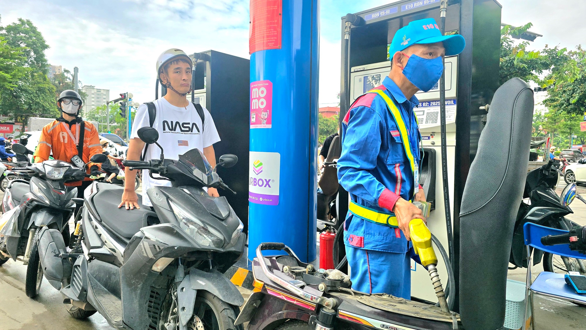 L&agrave;m g&igrave; để xăng E10 kh&ocirc;ng "g&atilde;y g&aacute;nh" như E5?- Ảnh 1.