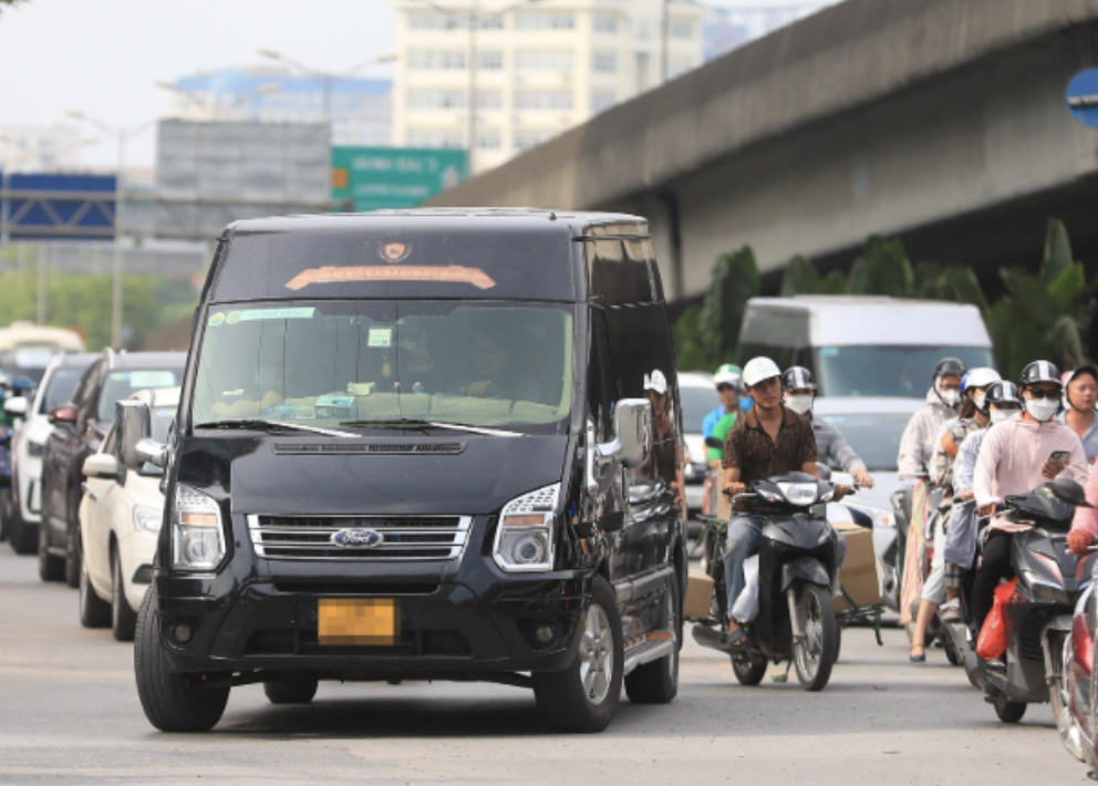 Đề xuất phạt nặng nhiều h&agrave;nh vi vi phạm của doanh nghiệp vận tải đường bộ- Ảnh 1.