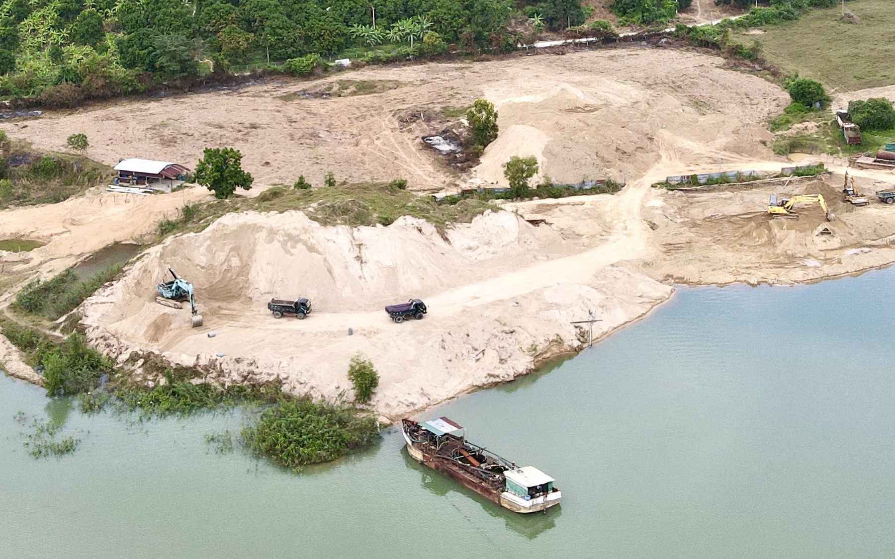 Kh&aacute;nh H&ograve;a chấn chỉnh hoạt động nạo v&eacute;t c&ocirc;ng tr&igrave;nh thủy lợi, tr&aacute;nh thất tho&aacute;t