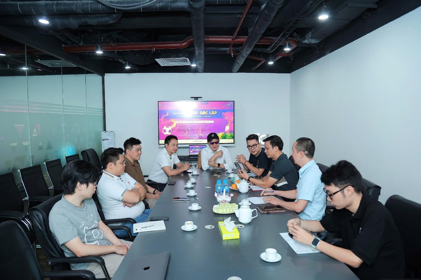 Đội bóng Báo Xây dựng tham dự Giải Bóng đá Cúp Độc lập chào mừng 80 năm Quốc khánh 2/9- Ảnh 1. Đội bóng Báo Xây dựng tham dự Giải Bóng đá Cúp Độc lập chào mừng 80 năm Quốc khánh 2/9- Ảnh 1.