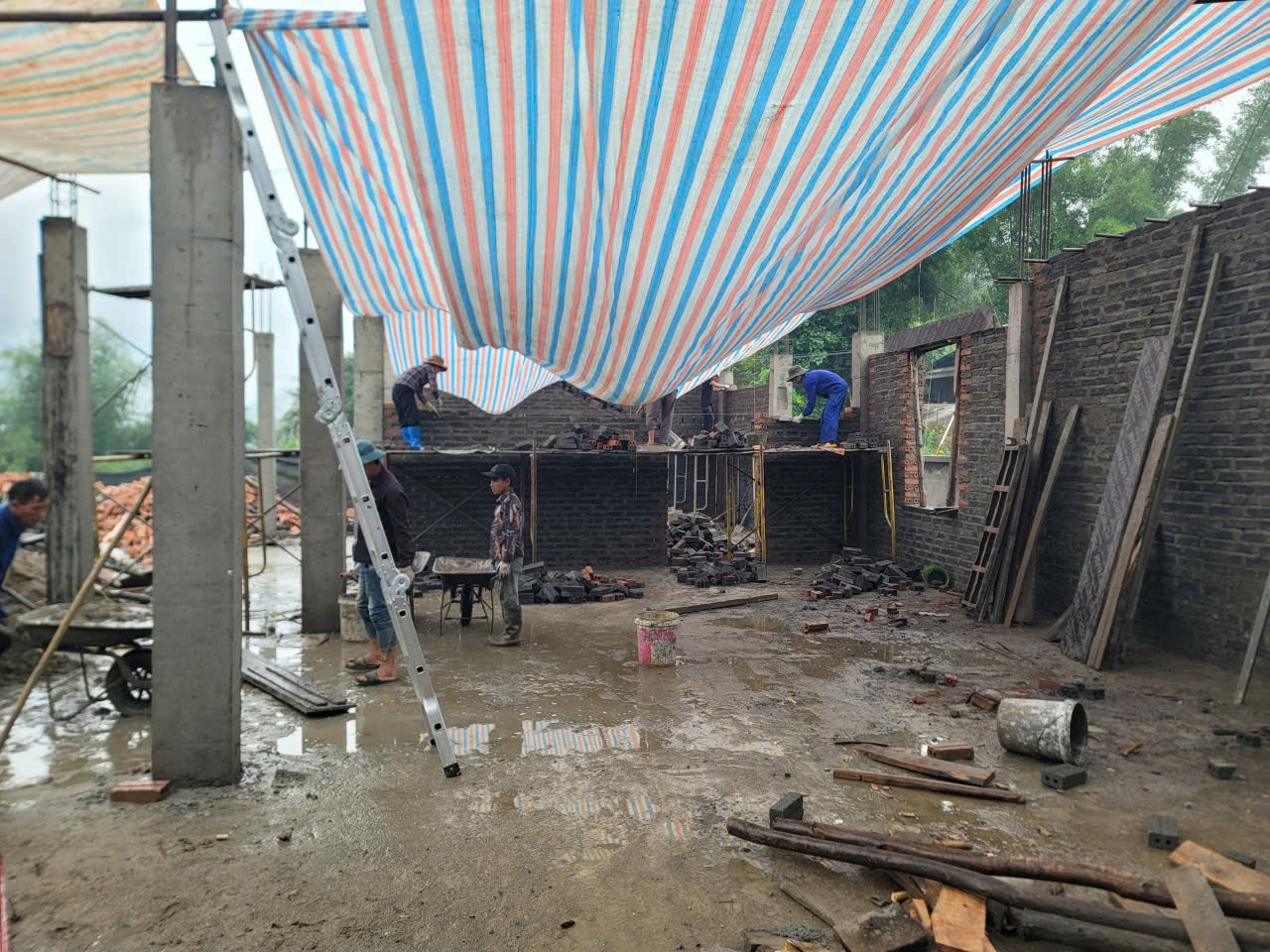 H&agrave;nh tr&igrave;nh vượt n&uacute;i x&acirc;y trường nơi rẻo cao L&agrave;o Cai- Ảnh 4.