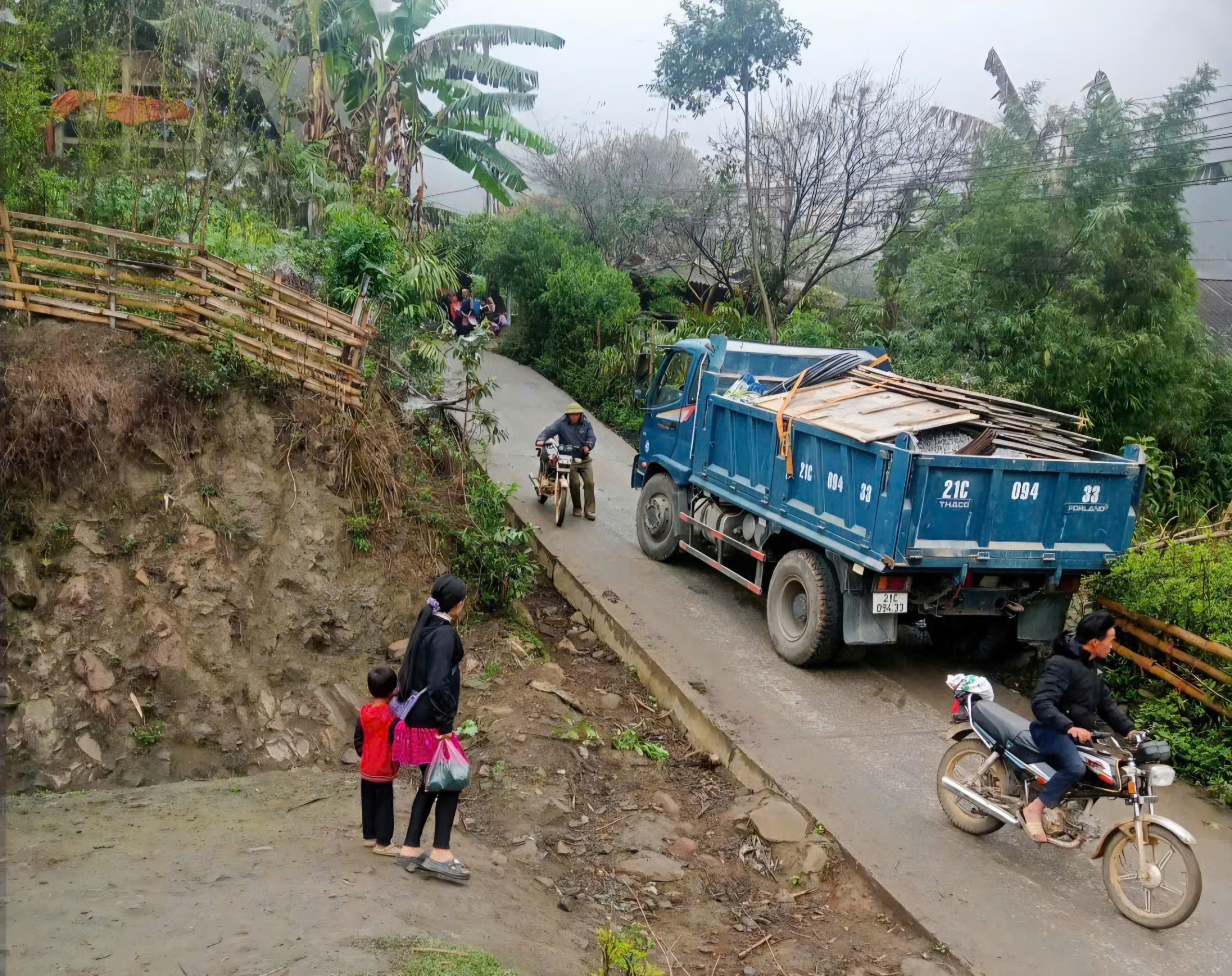 H&agrave;nh tr&igrave;nh vượt n&uacute;i x&acirc;y trường nơi rẻo cao L&agrave;o Cai- Ảnh 3.
