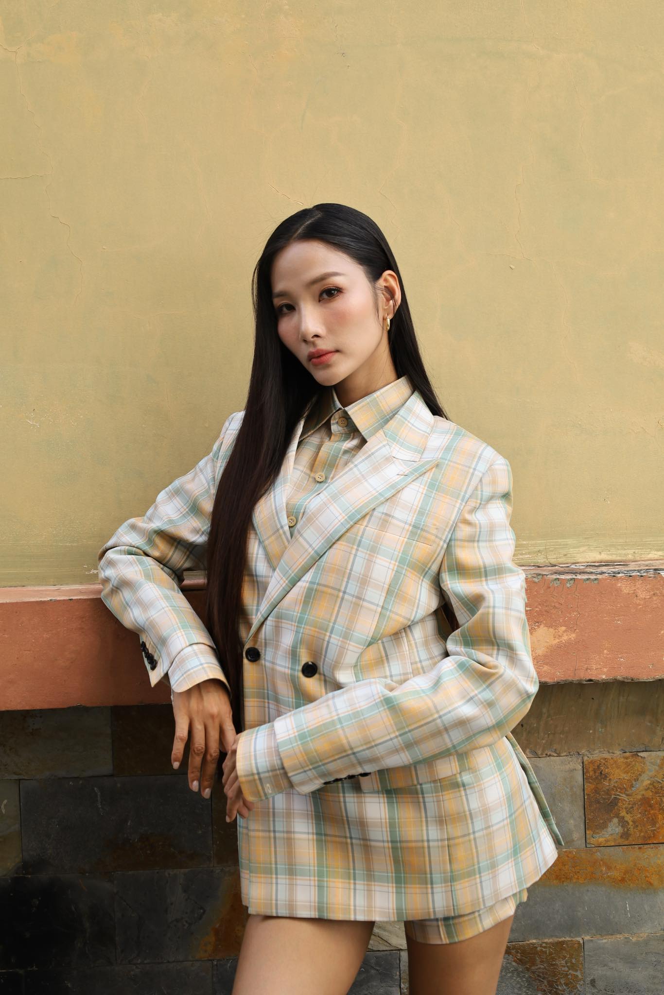 Người mẫu Ho&agrave;ng Th&ugrave;y: "T&ocirc;i ngồi kh&ocirc;ng, drama tự rơi v&agrave;o đầu"- Ảnh 4.