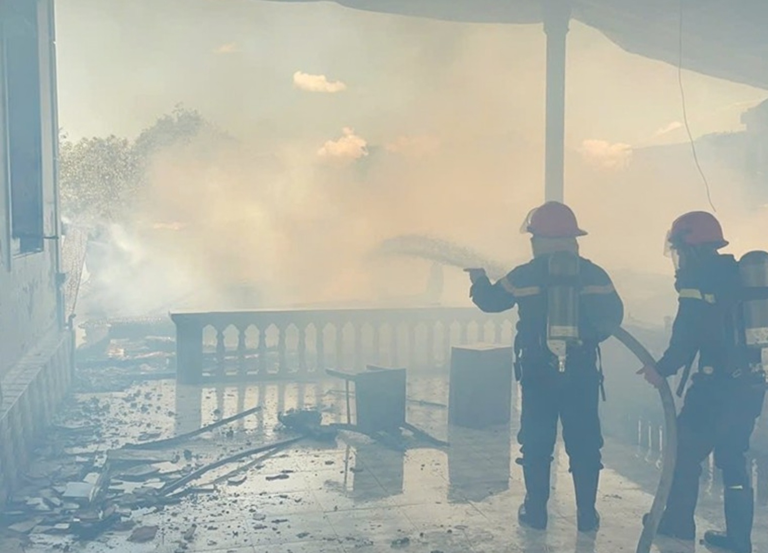 H&agrave; Tĩnh: Ch&aacute;y ng&ocirc;i nh&agrave; gỗ 3 gian, thiệt hại gần 7 tỷ đồng- Ảnh 3.