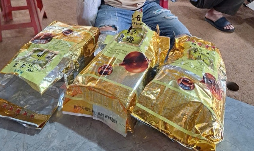 Ch&acirc;n tướng thanh ni&ecirc;n vận chuyển hơn 3kg ma t&uacute;y đ&aacute; vừa bị bắt giữ ở L&acirc;m Đồng- Ảnh 2.