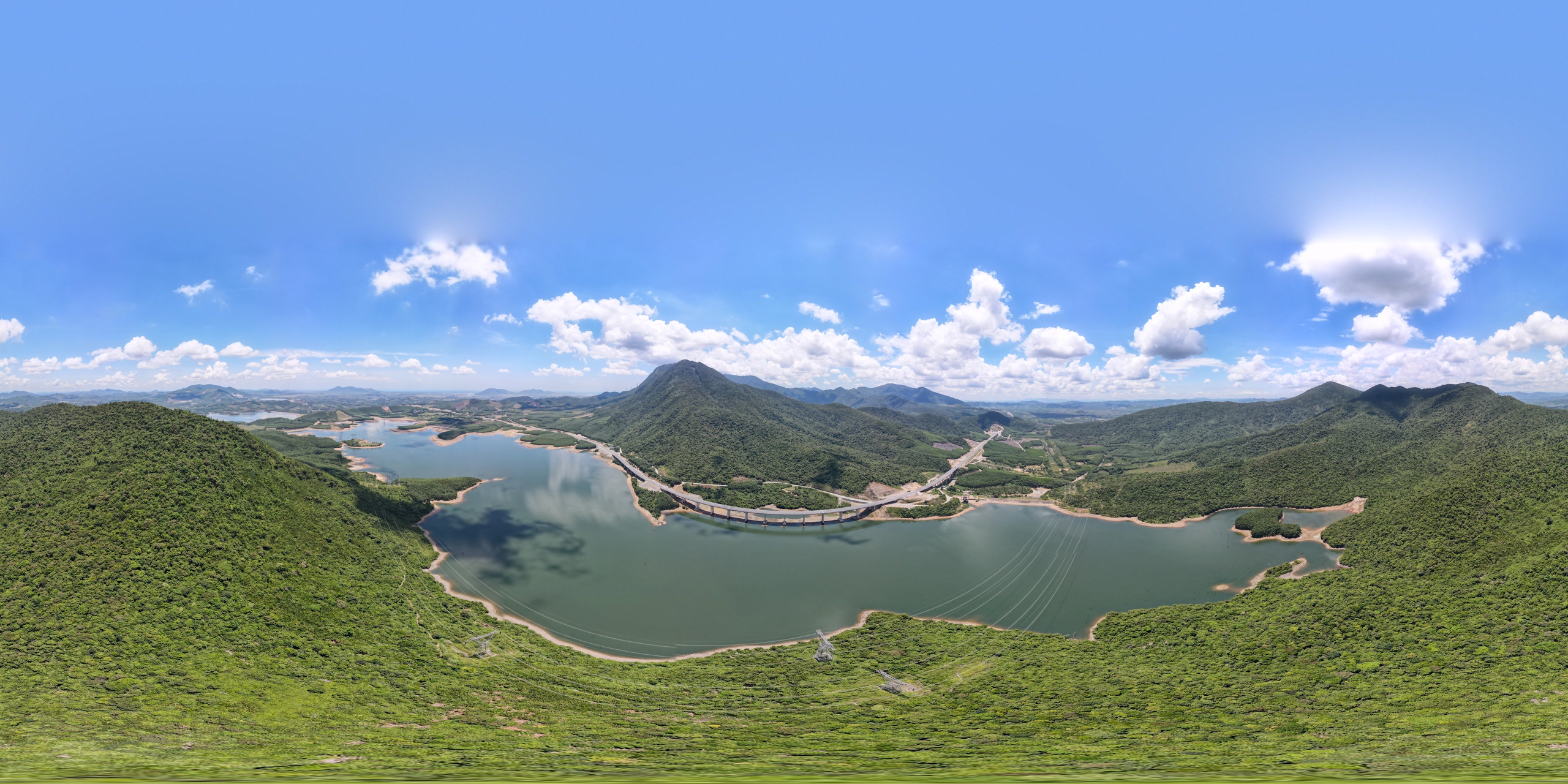 Ngắm khung cảnh h&ugrave;ng vĩ tr&ecirc;n tuyến cao tốc Vũng &Aacute;ng - B&ugrave;ng trước ng&agrave;y th&ocirc;ng tuyến- Ảnh 9.