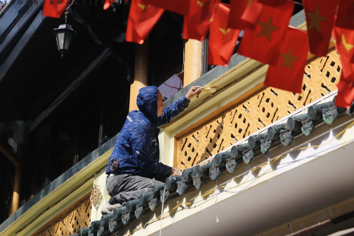 H&agrave; Nội: Khẩn trương ph&aacute; dỡ một phần nh&agrave; h&agrave;ng Thủy Tạ, kh&ocirc;i phục kiến tr&uacute;c c&ocirc;ng tr&igrave;nh- Ảnh 6.