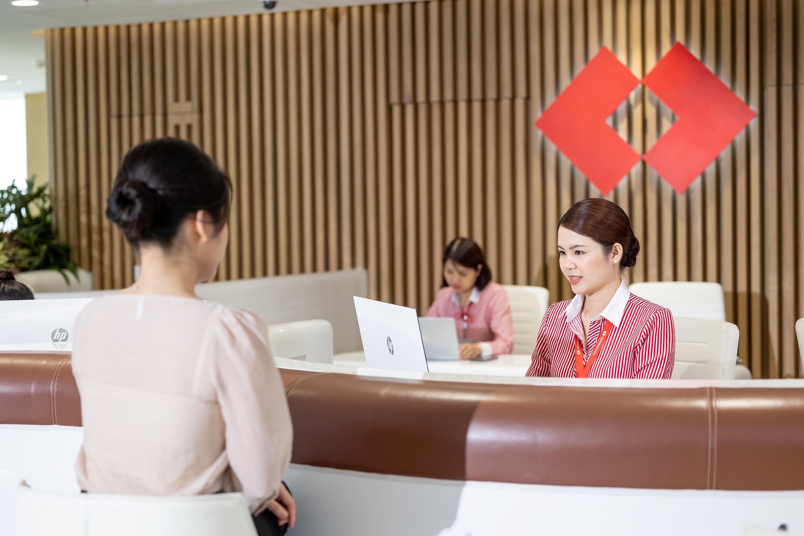 Techcombank v&agrave;o Top 20 doanh nghiệp ph&aacute;t triển bền vững- Ảnh 1.