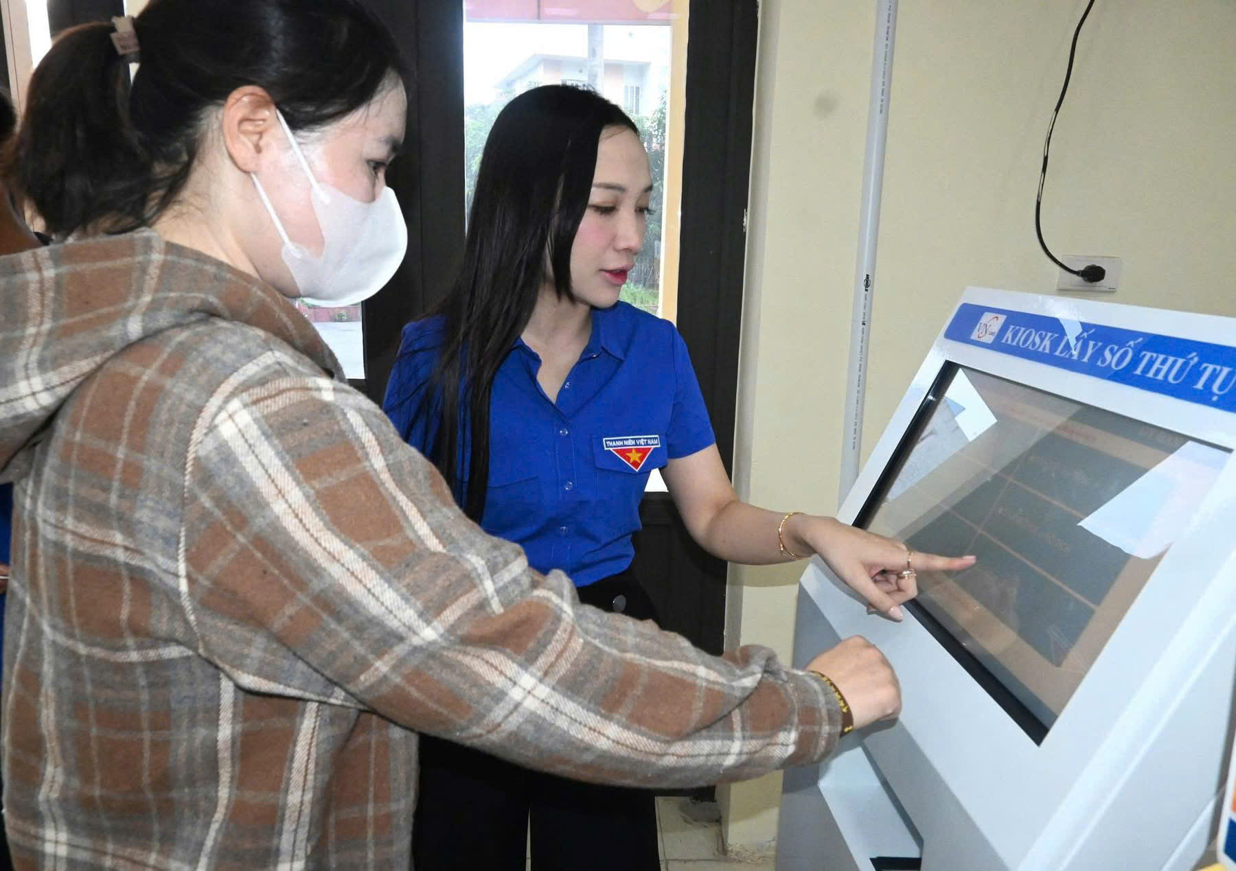 Ph&uacute; Thọ: Hơn 3.000 c&aacute;n bộ, c&ocirc;ng chức, vi&ecirc;n chức nghỉ việc sau s&aacute;p nhập- Ảnh 2.