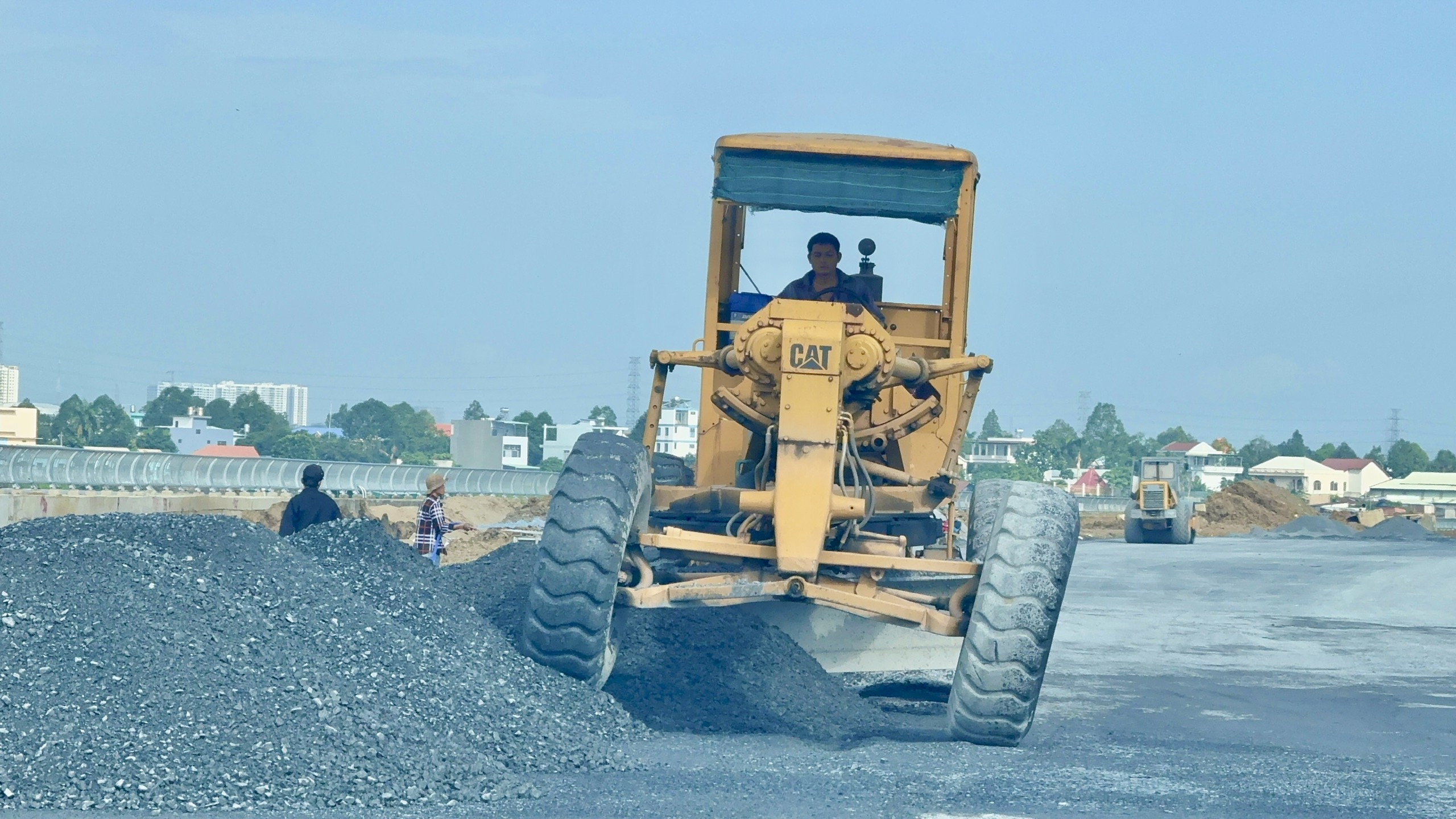 Đường ven s&ocirc;ng Đồng Nai "n&eacute;" nh&agrave; cổ trăm tuổi gấp r&uacute;t ho&agrave;n thiện, tăng tốc về đ&iacute;ch- Ảnh 14.