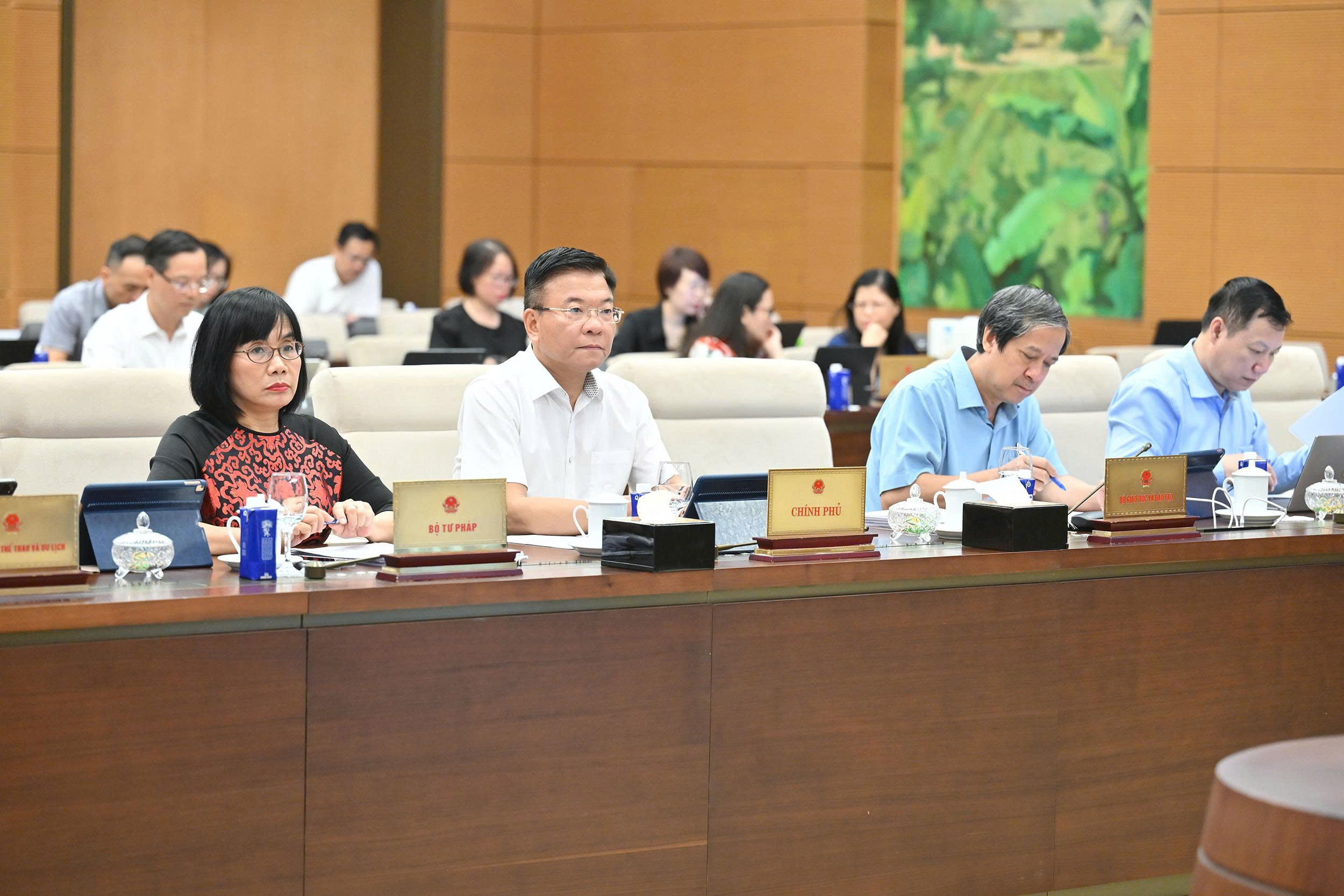 Chủ tịch Quốc hội: Cần x&aacute;c định r&otilde; gi&aacute; trị bằng tốt nghiệp trung học nghề- Ảnh 2.