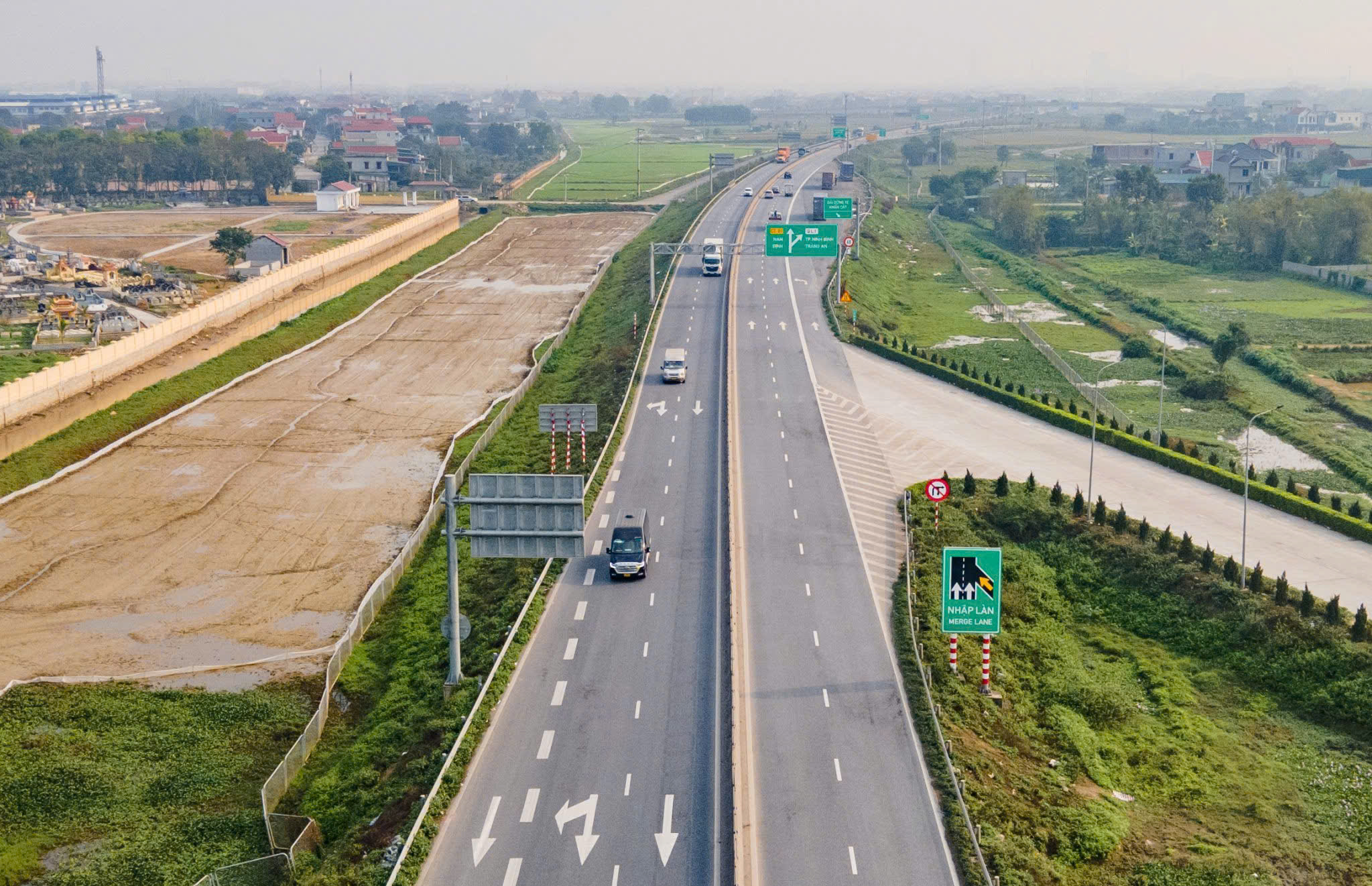 500 ng&agrave;y thần tốc nối th&ocirc;ng 3.000km cao tốc: Nhanh hơn, gi&agrave;u hơn nhờ cao tốc- Ảnh 3.