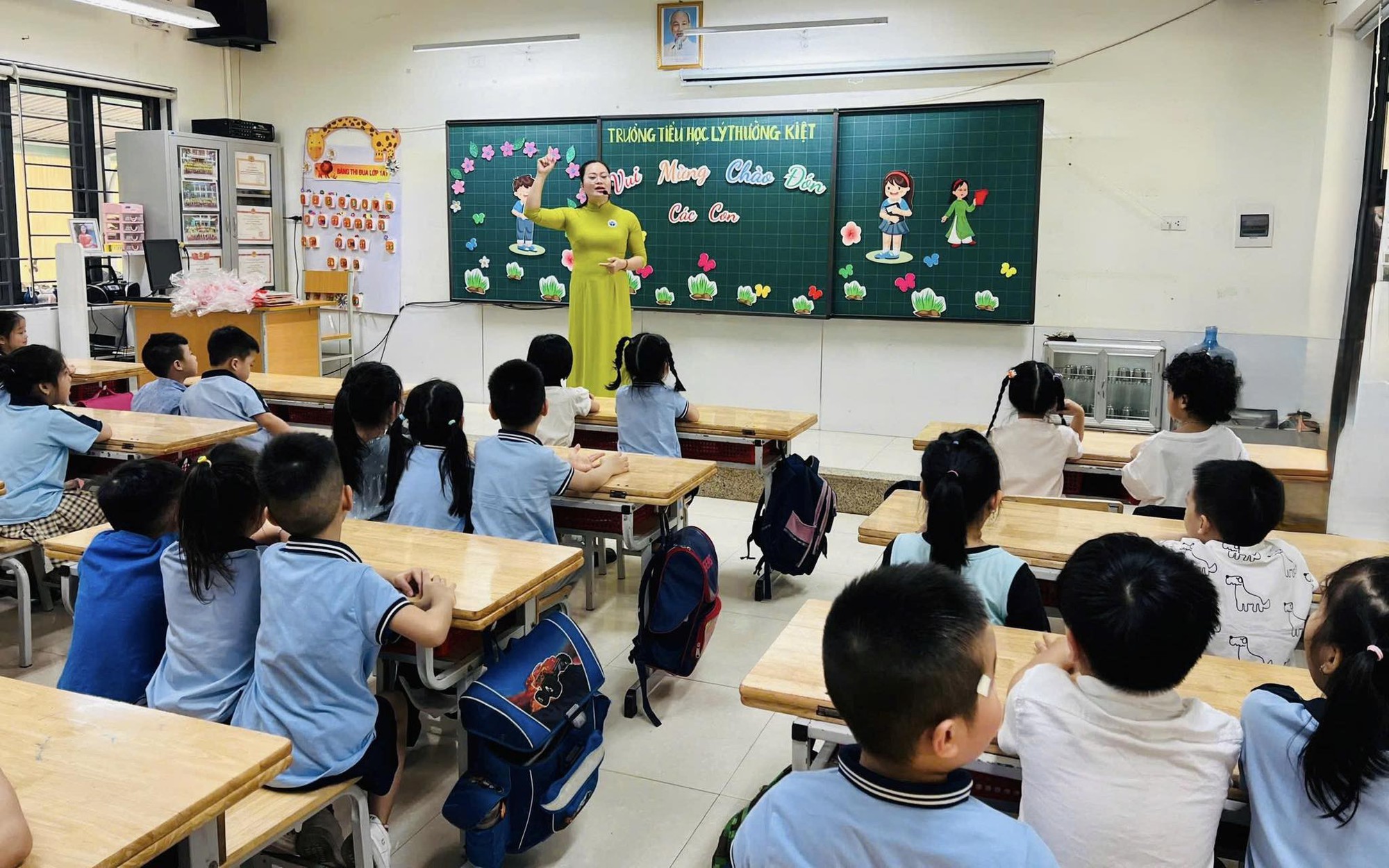 Sửa đổi chương tr&igrave;nh gi&aacute;o dục phổ th&ocirc;ng theo địa giới h&agrave;nh ch&iacute;nh